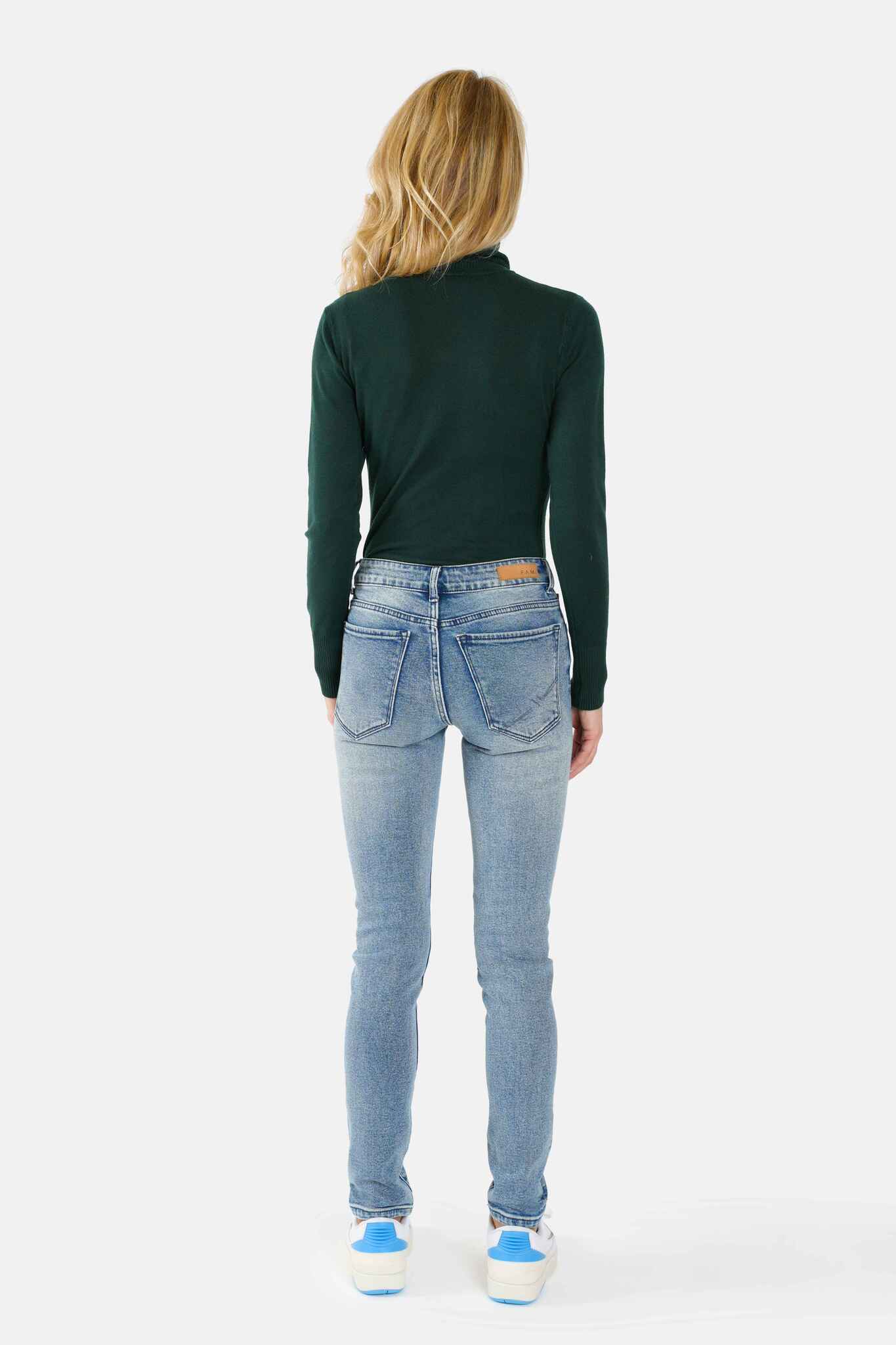 Jean skinny bleu CORINE femme, BLUE JEANS, taille 26, porté par Jessica (1m75) – photo 4