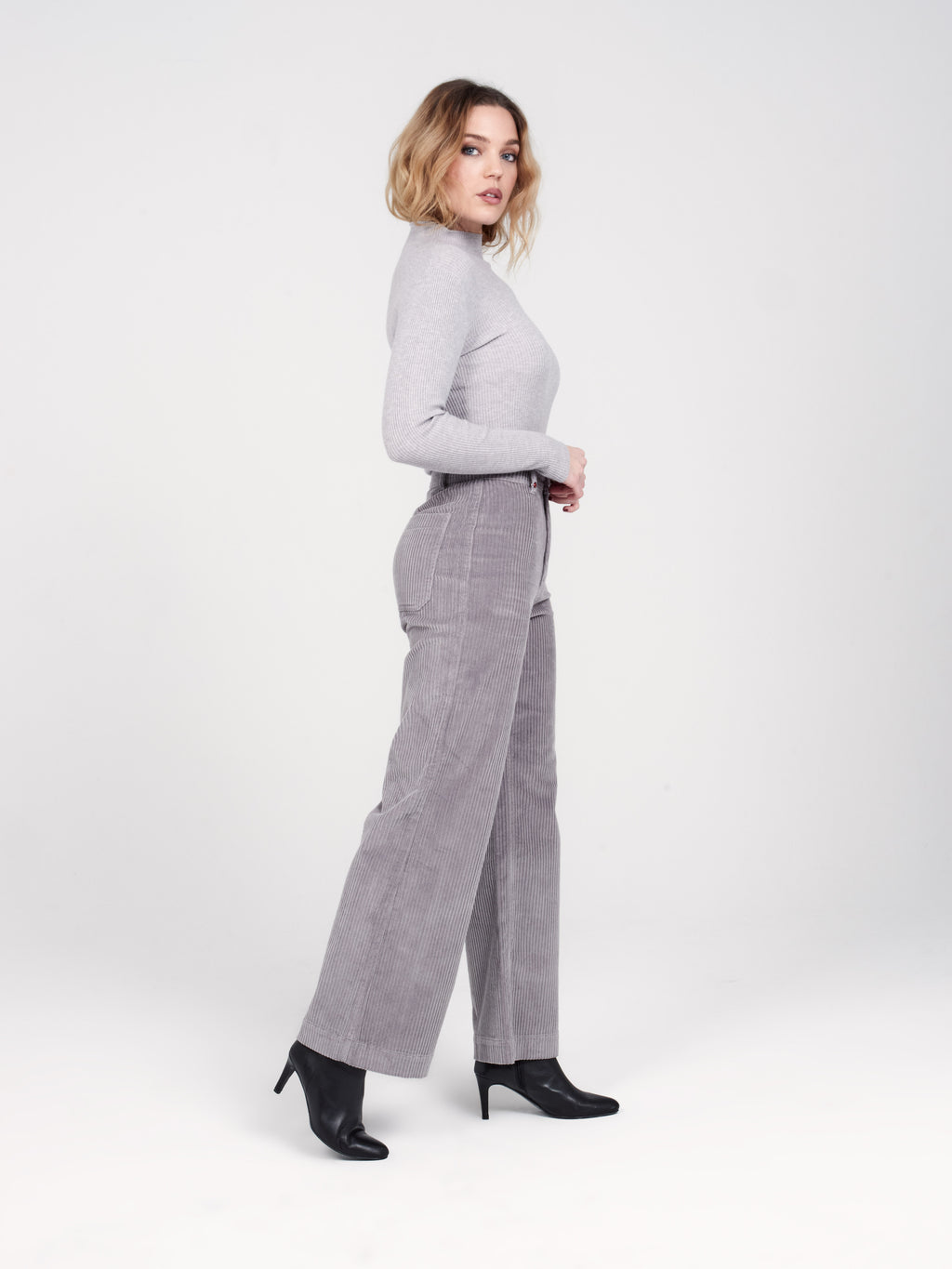 Pantalon évasé en velours gris FAUVE