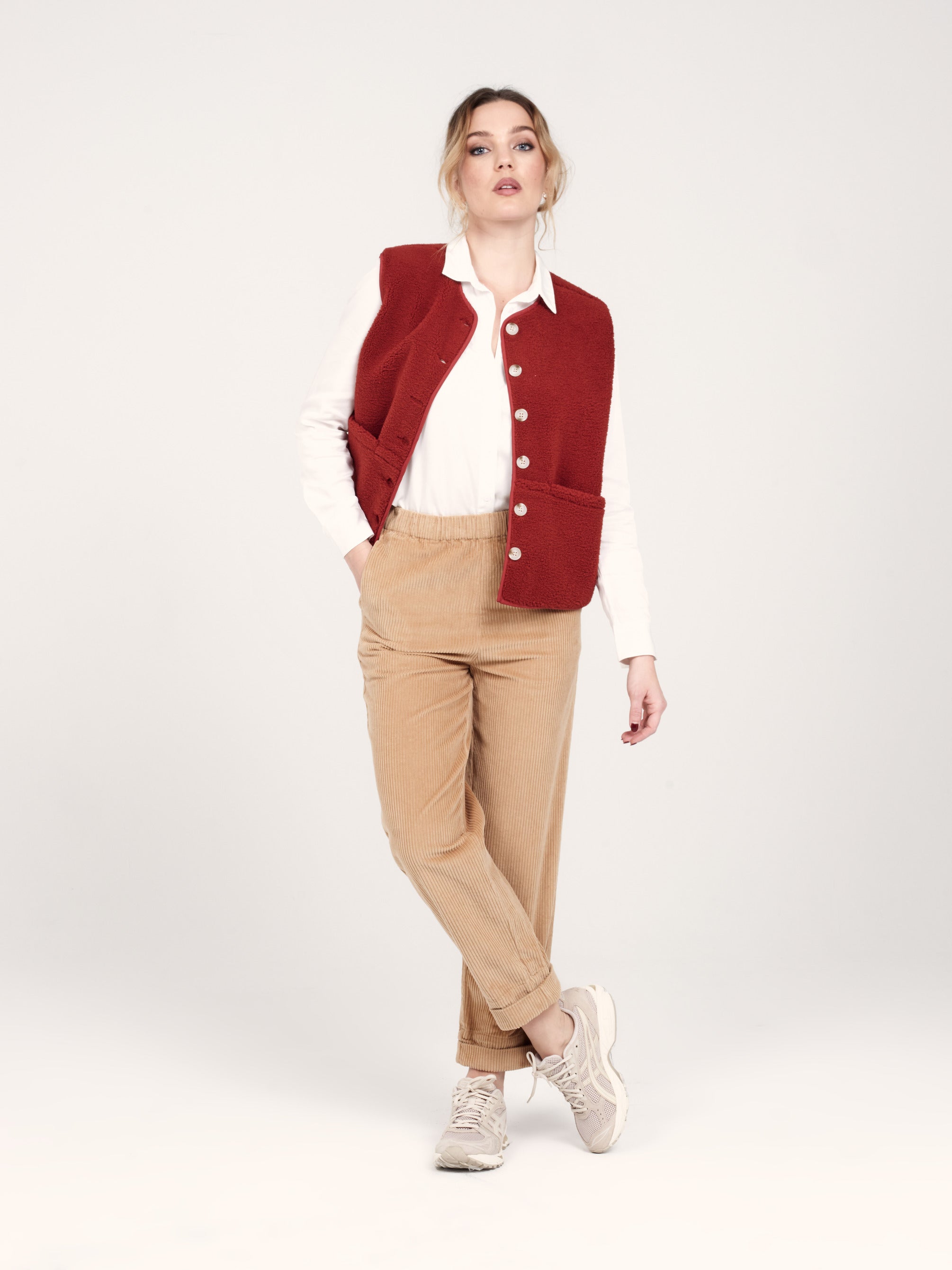 Comfortable camel velvet mom pants FRANCE