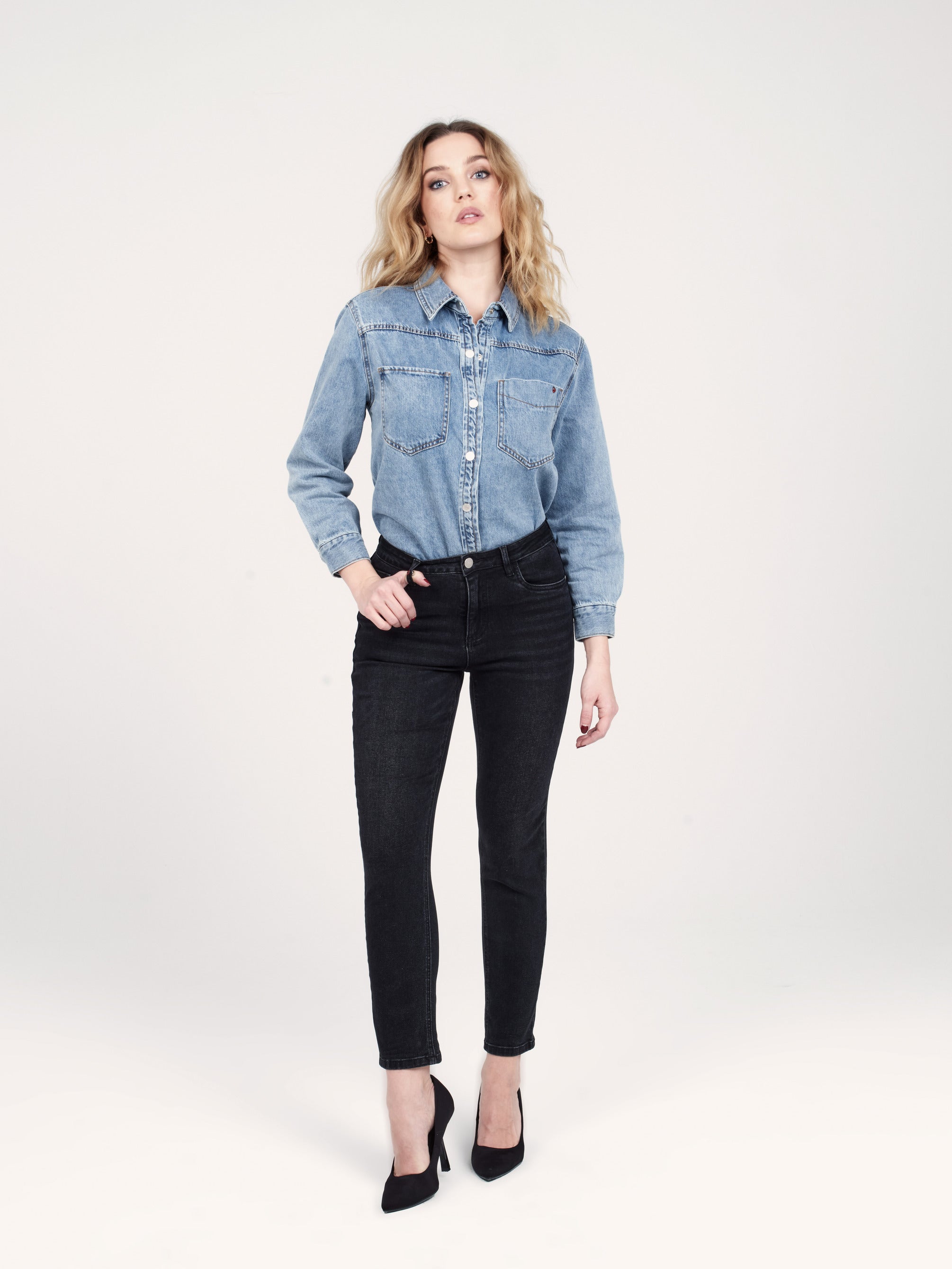 Jean boyfriend slim noir taille haute MAEVA