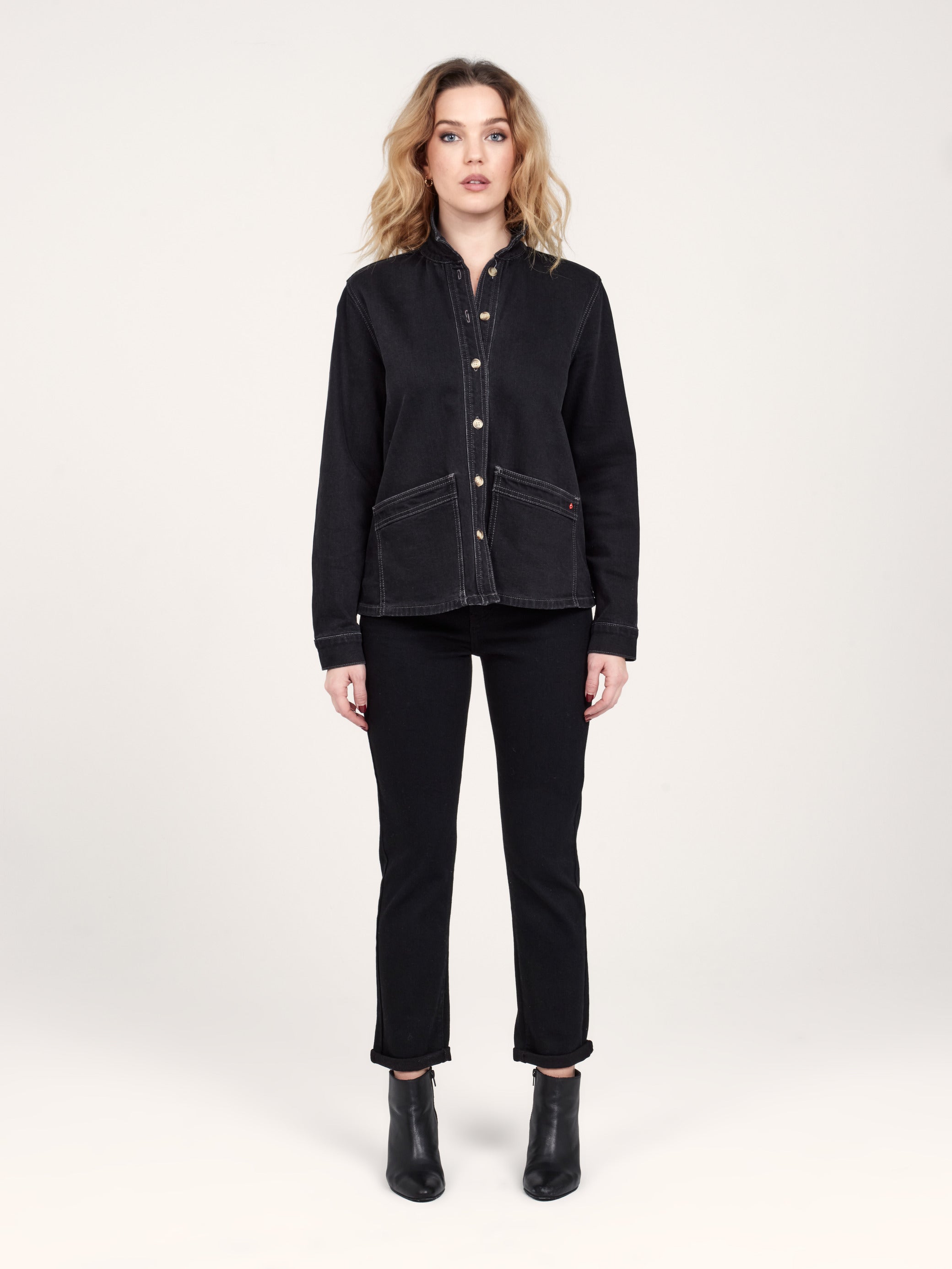 VIVIAN black jacket
