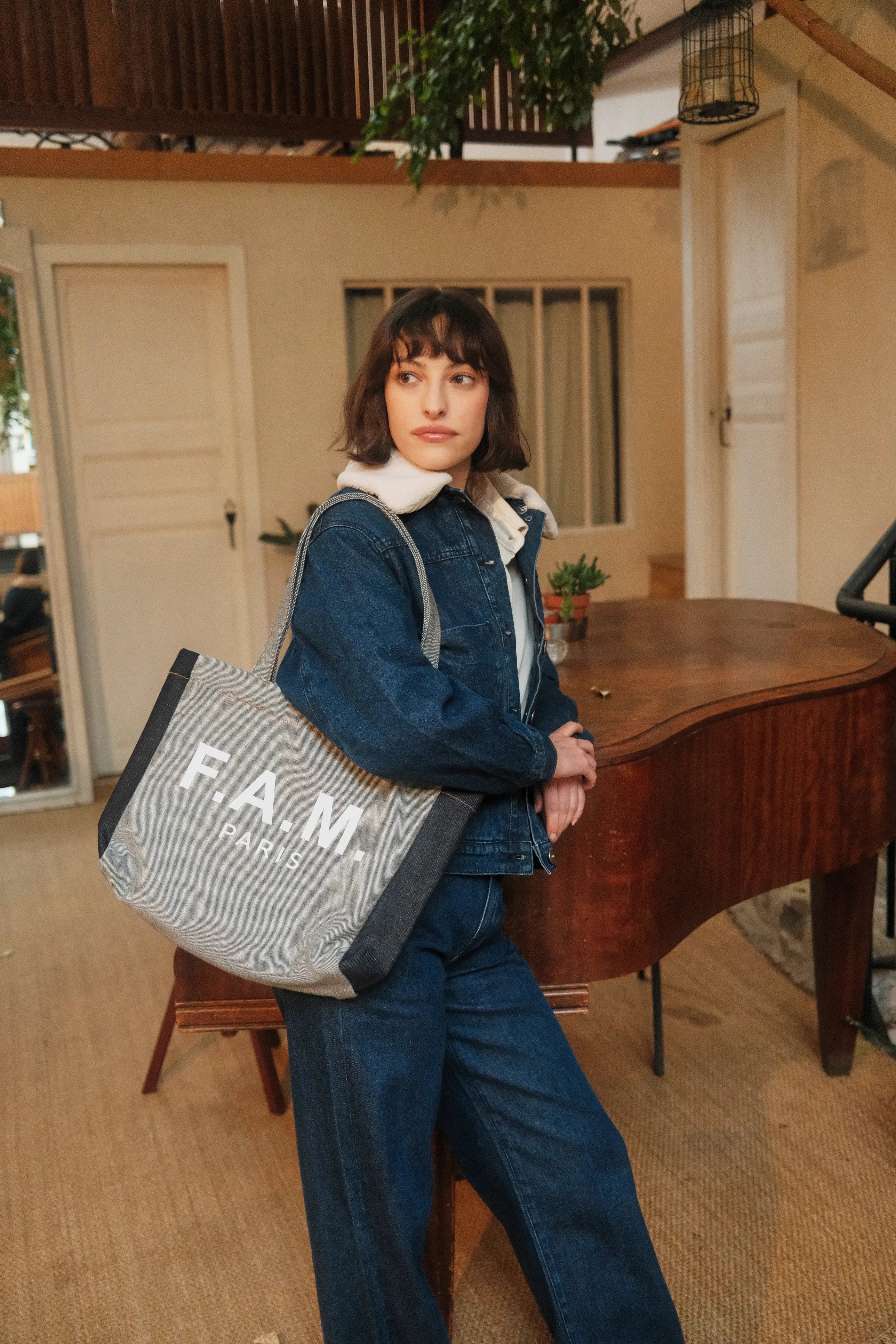 TOTEBAG FAM Paris – Casual elegance