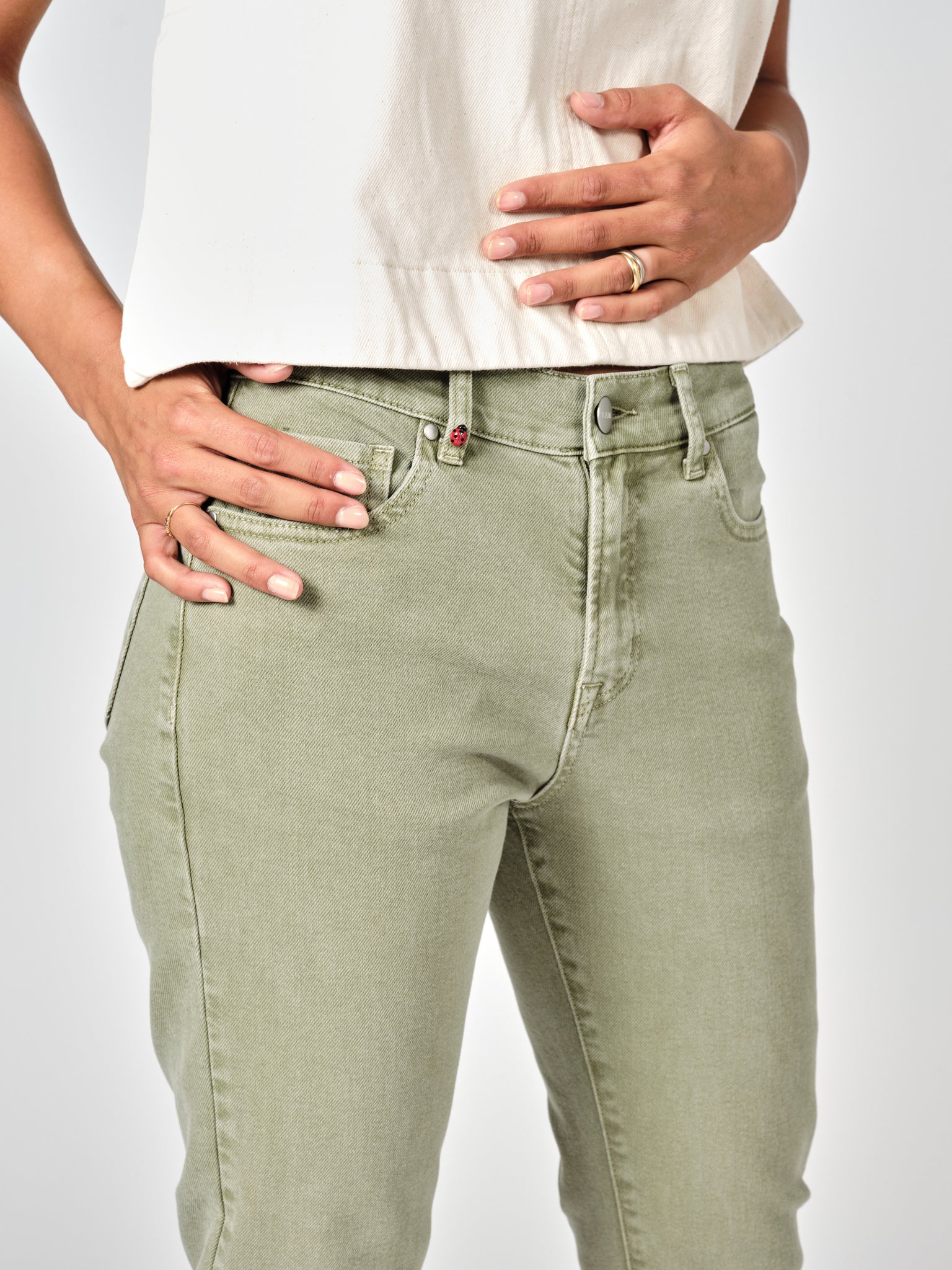 Jean mom kaki PATRICIA MFN