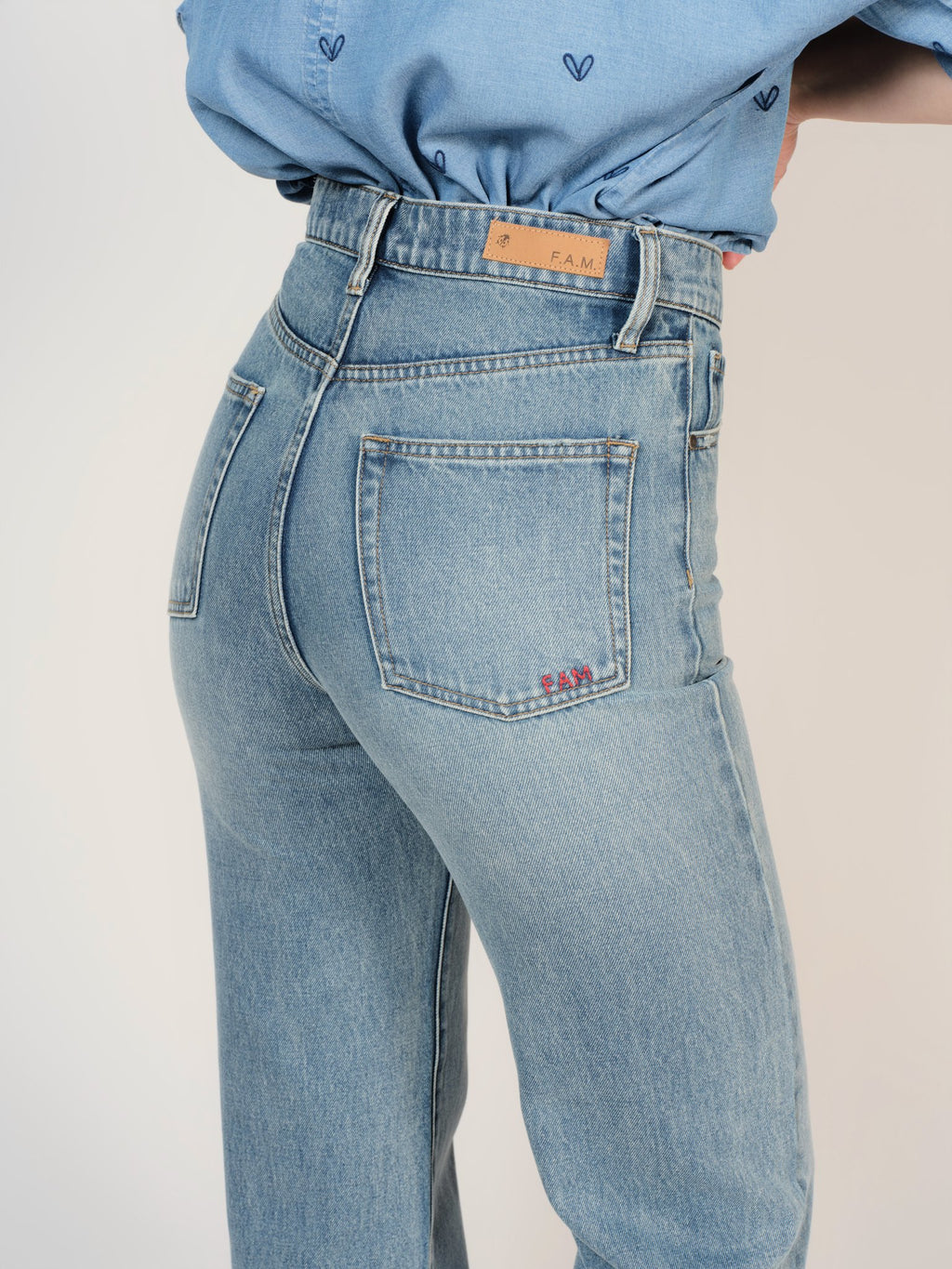 Jean droit bleu POLA LONG en 100% Coton