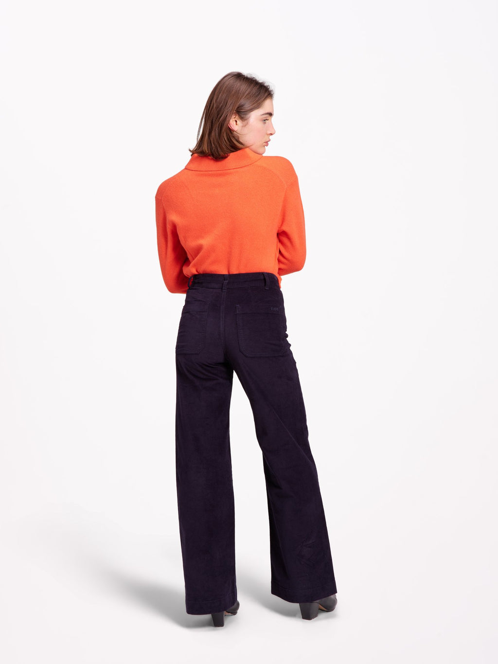 Pantalon évasé en velours ras FAUVE