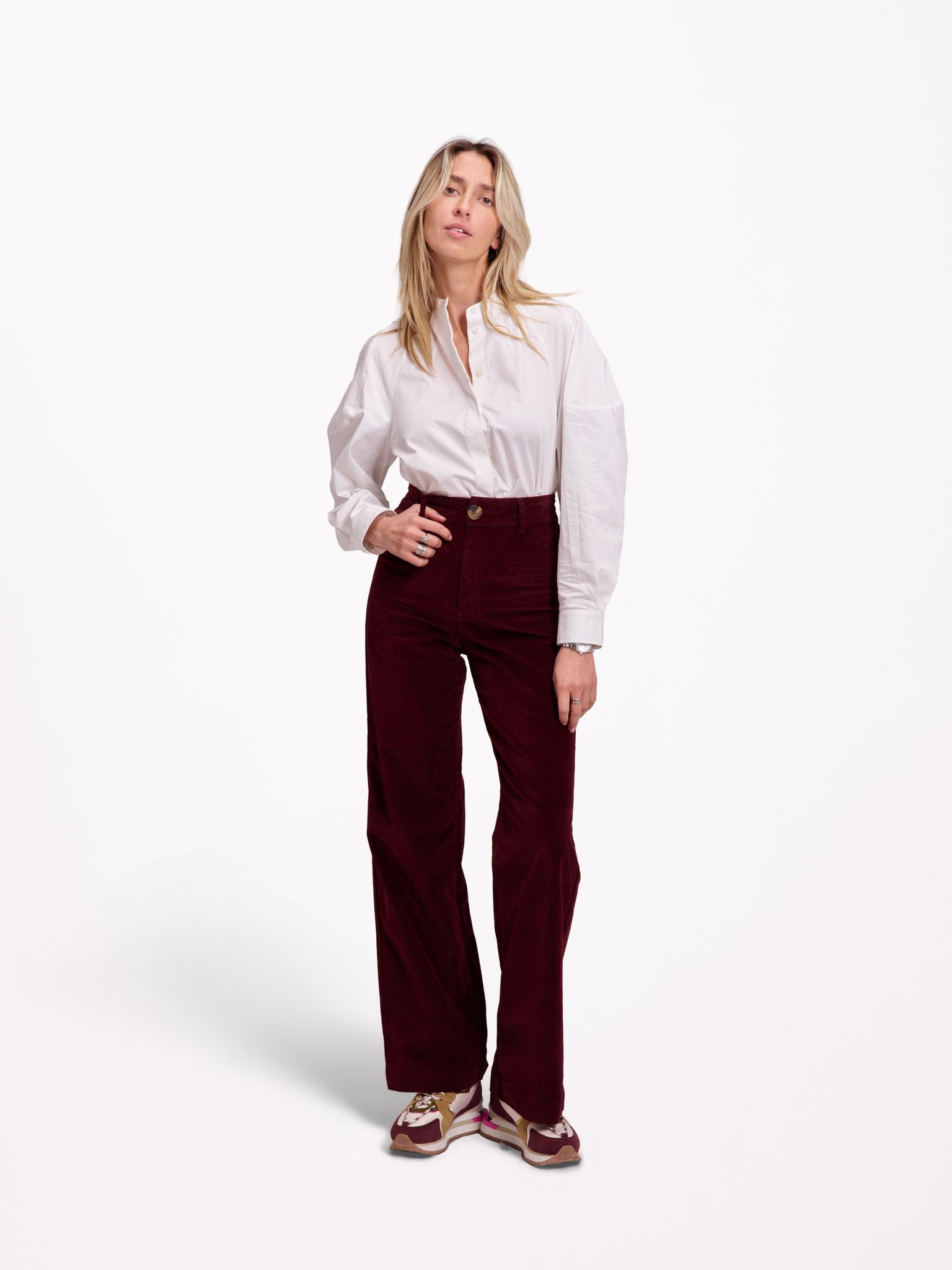 Pantalon évasé en velours ras FAUVE