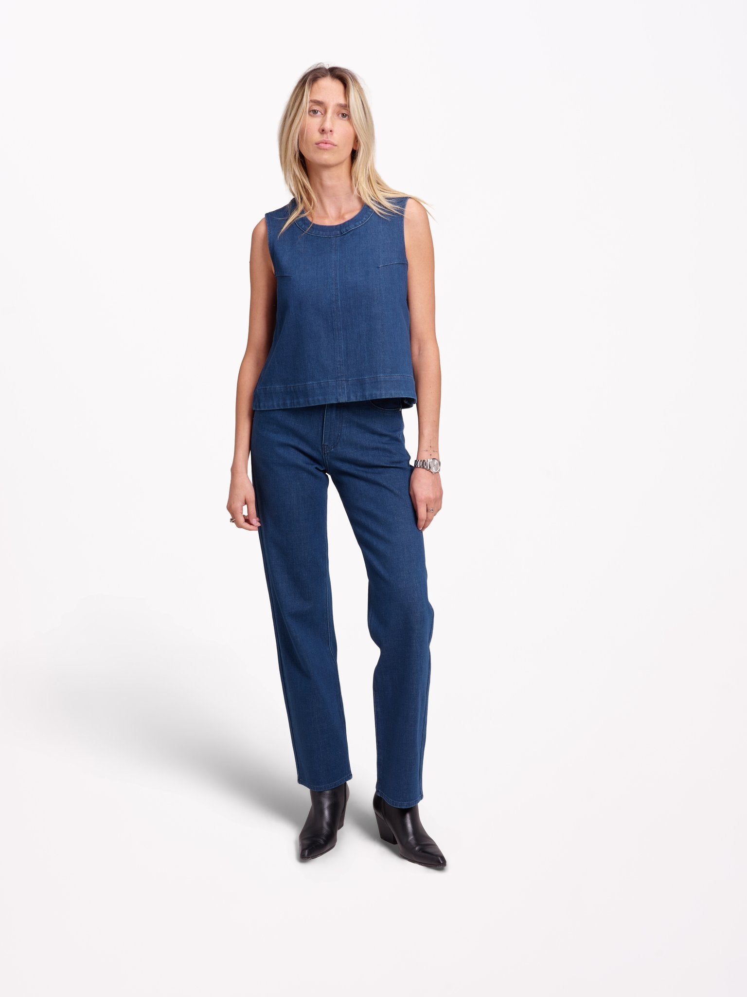 Jean court avec ceinture brodée POLA