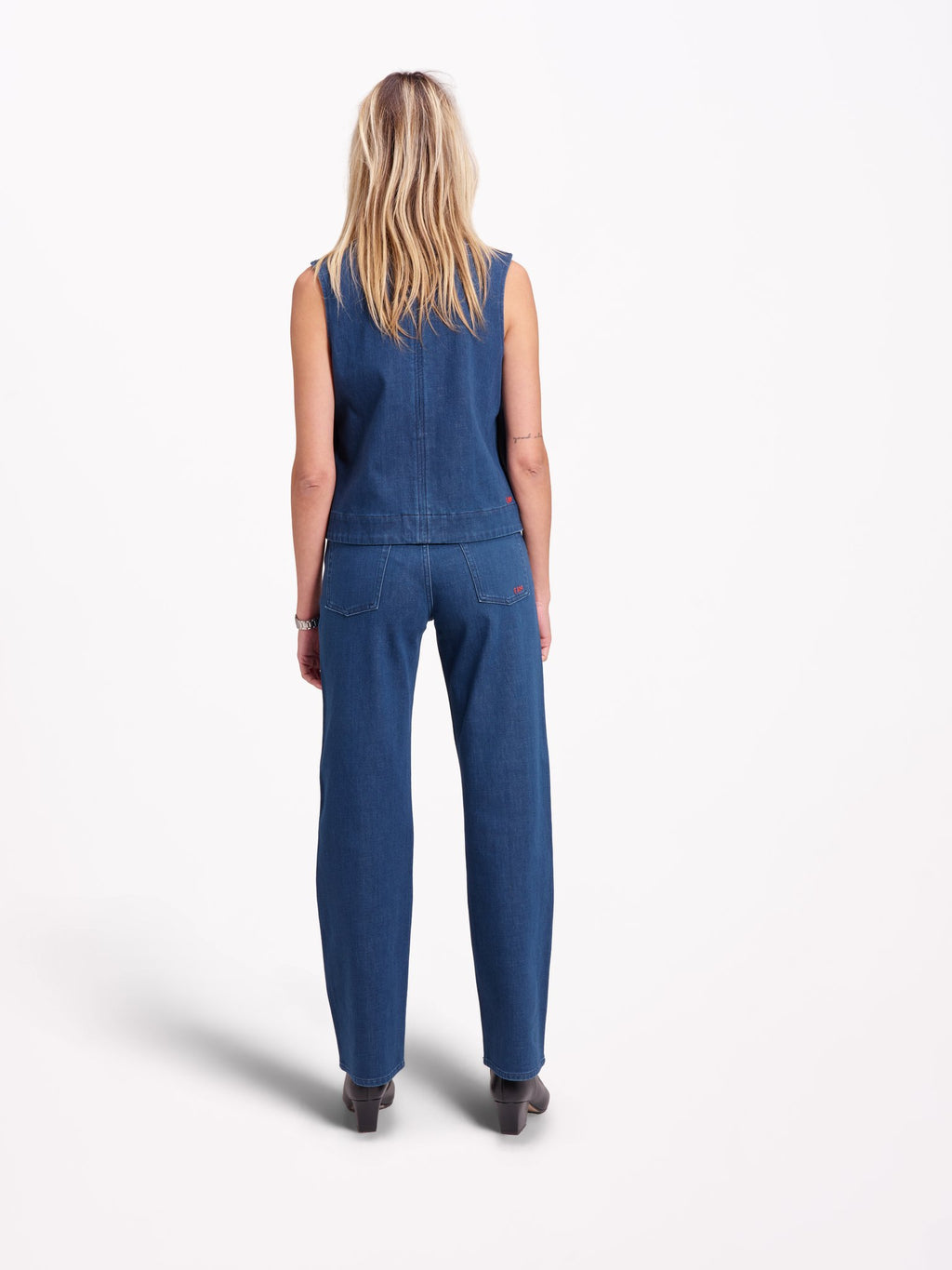 Jean court avec ceinture brodée POLA
