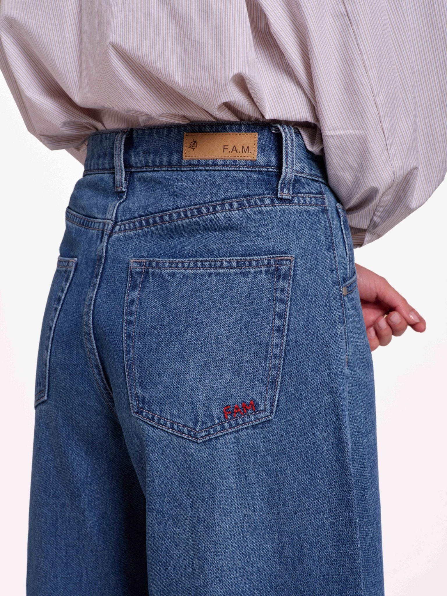 Jean barrel ample LENNIE