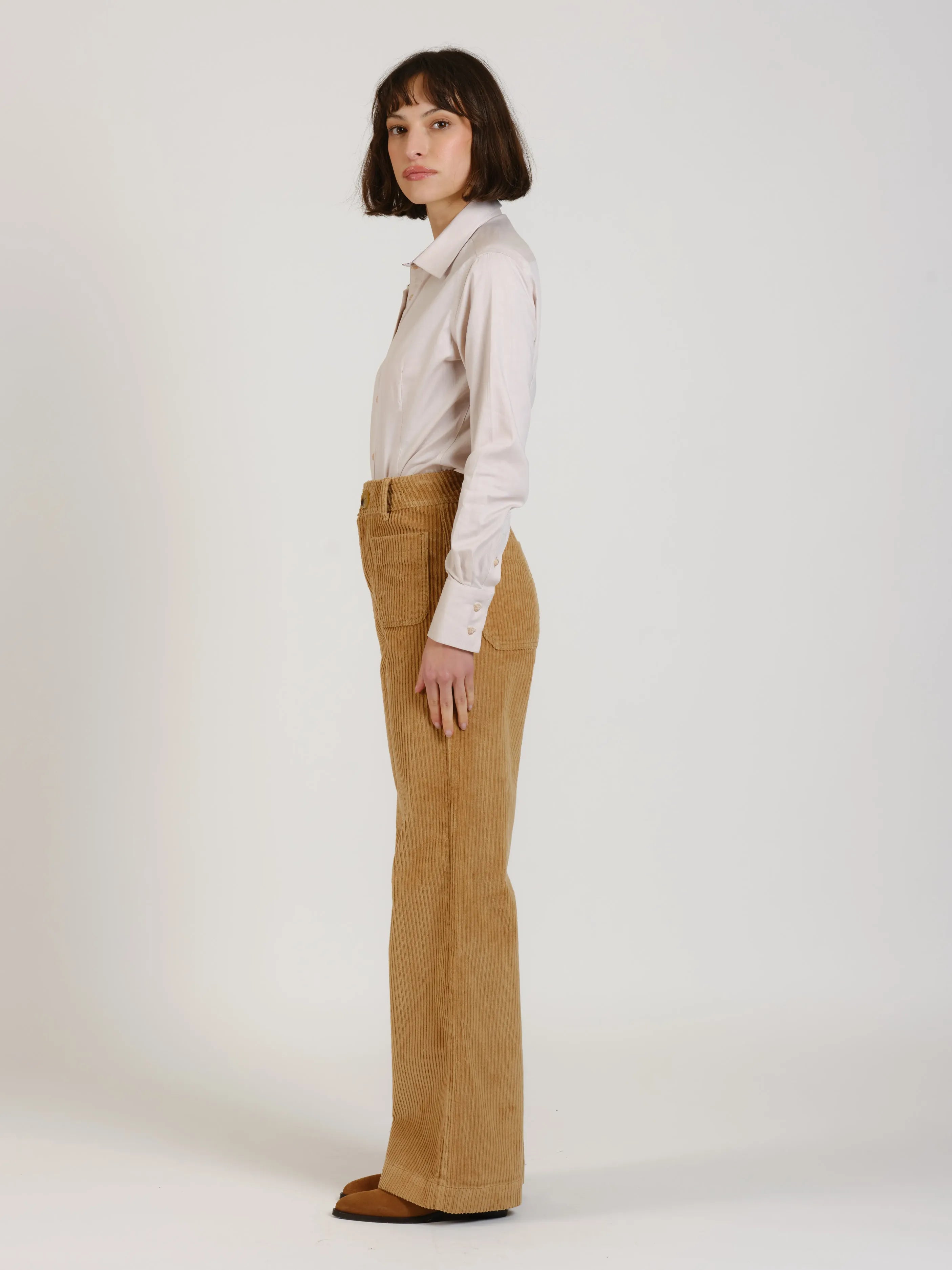 Pantalon évasé taille haute en velours FAUVE