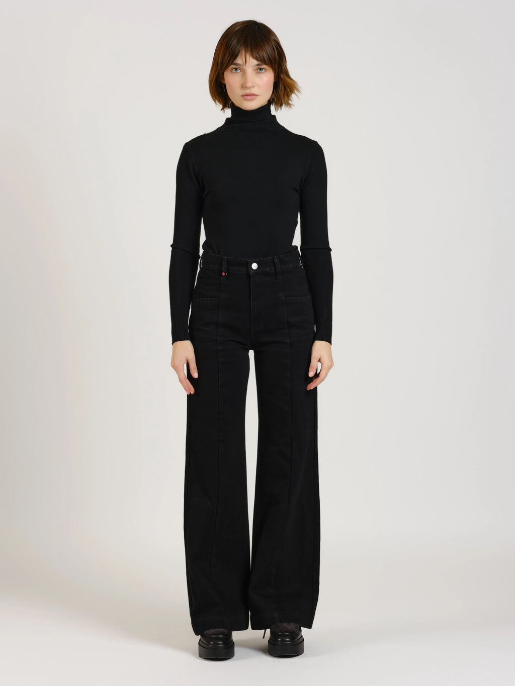 FILA Mid-Rise Wide-Waisted Jeans