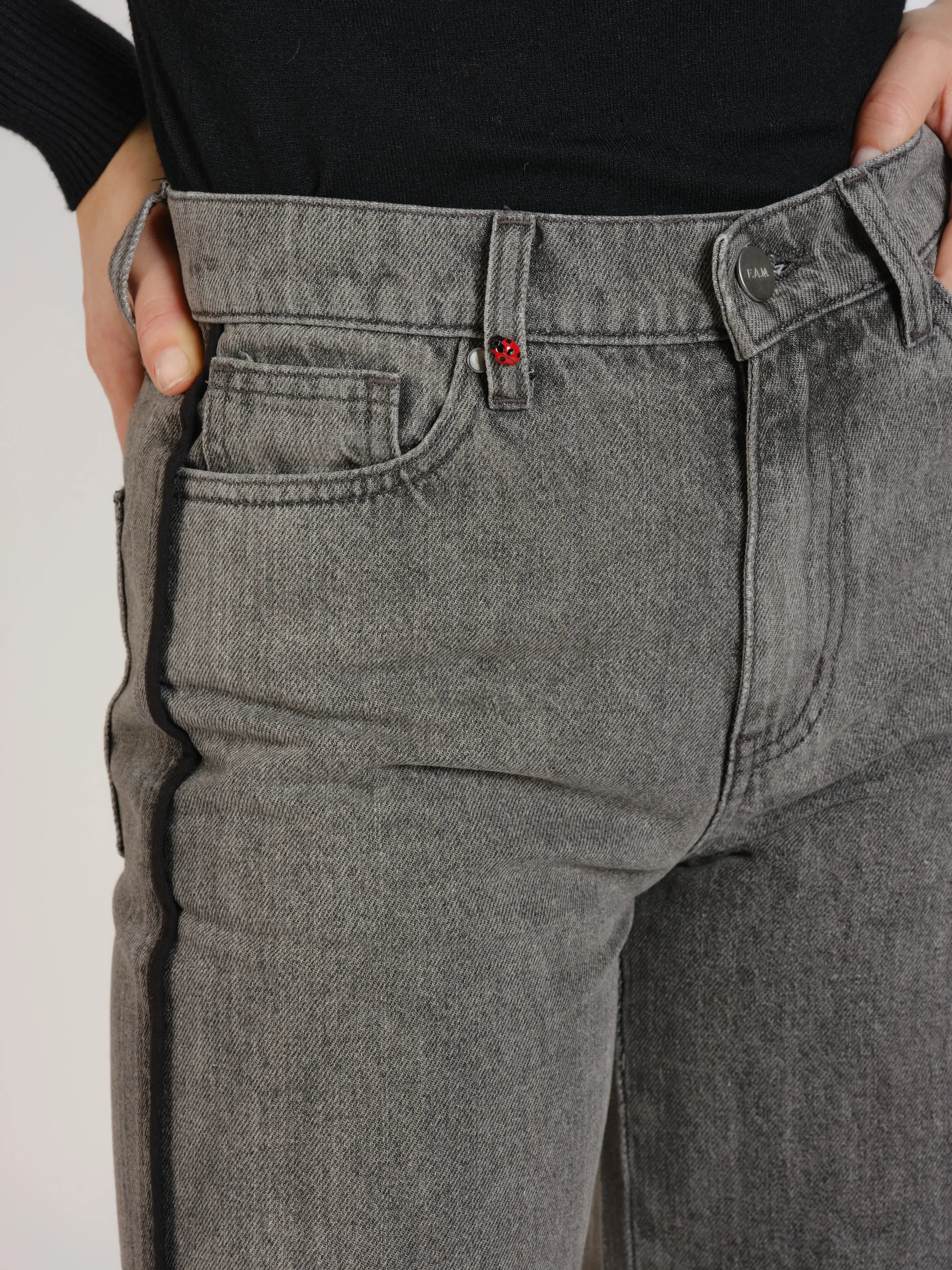FLOWER high-waisted wide-leg jeans