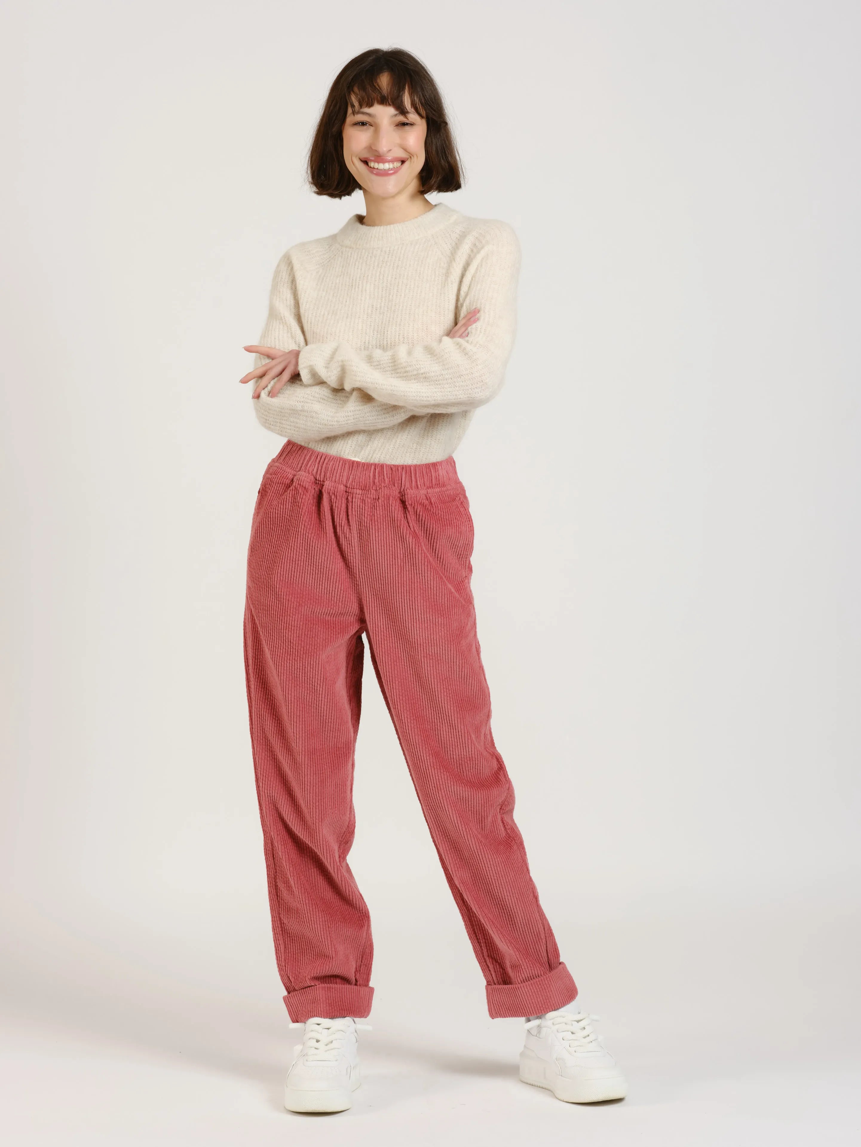 Comfortable pink corduroy mom pants FRANCE