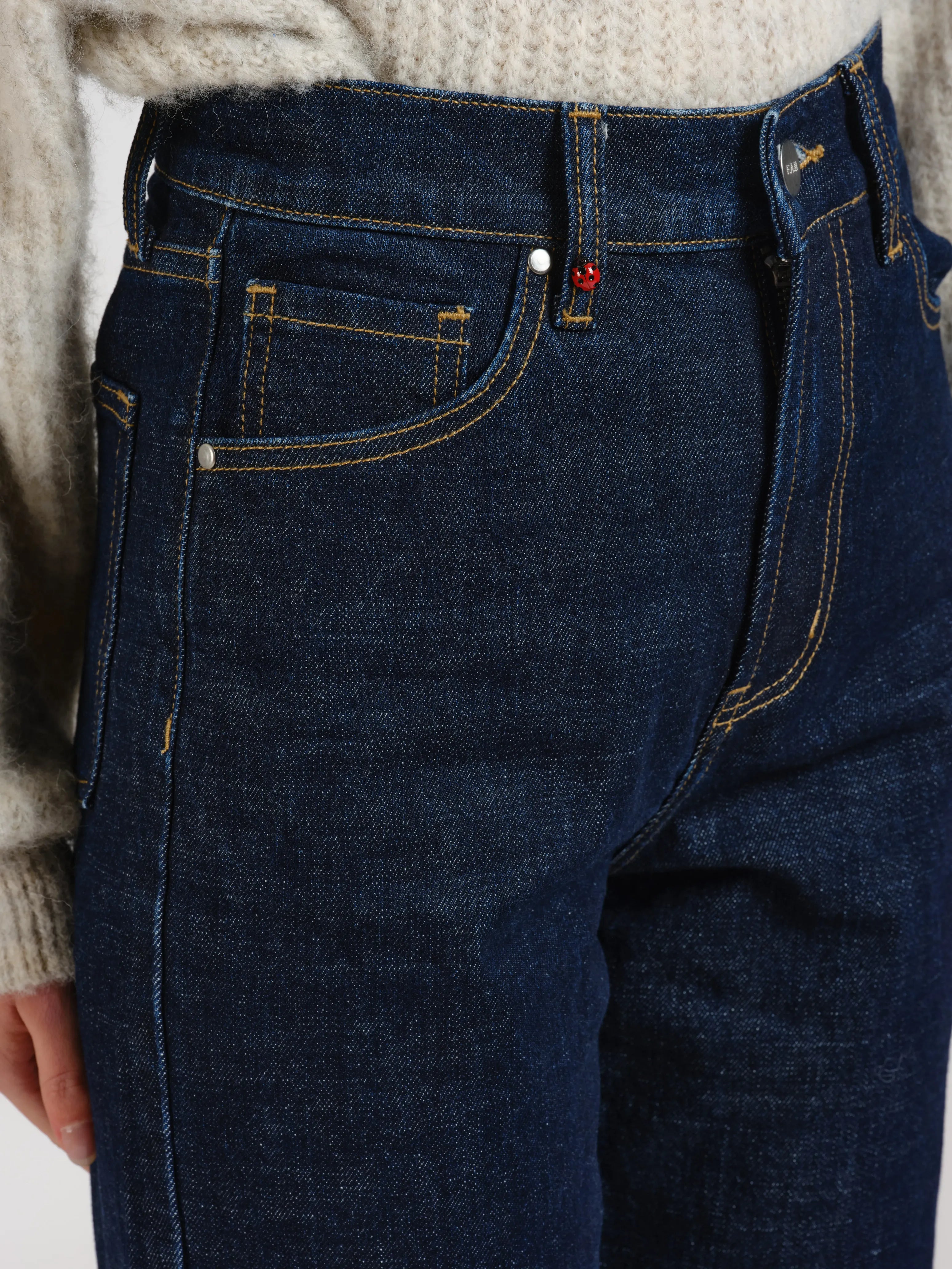 POLA straight jeans