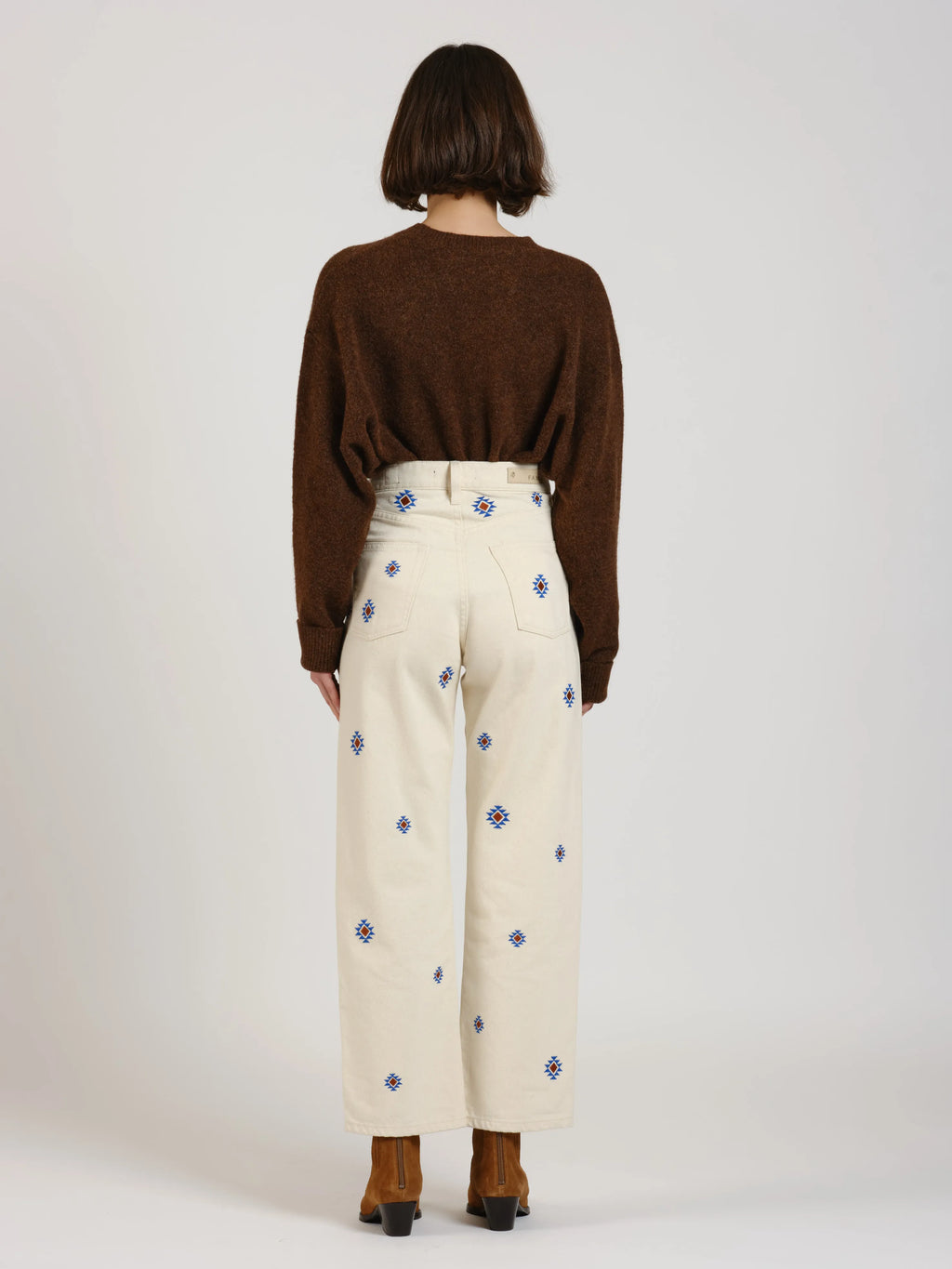 Jeans straight avec broderie POLA