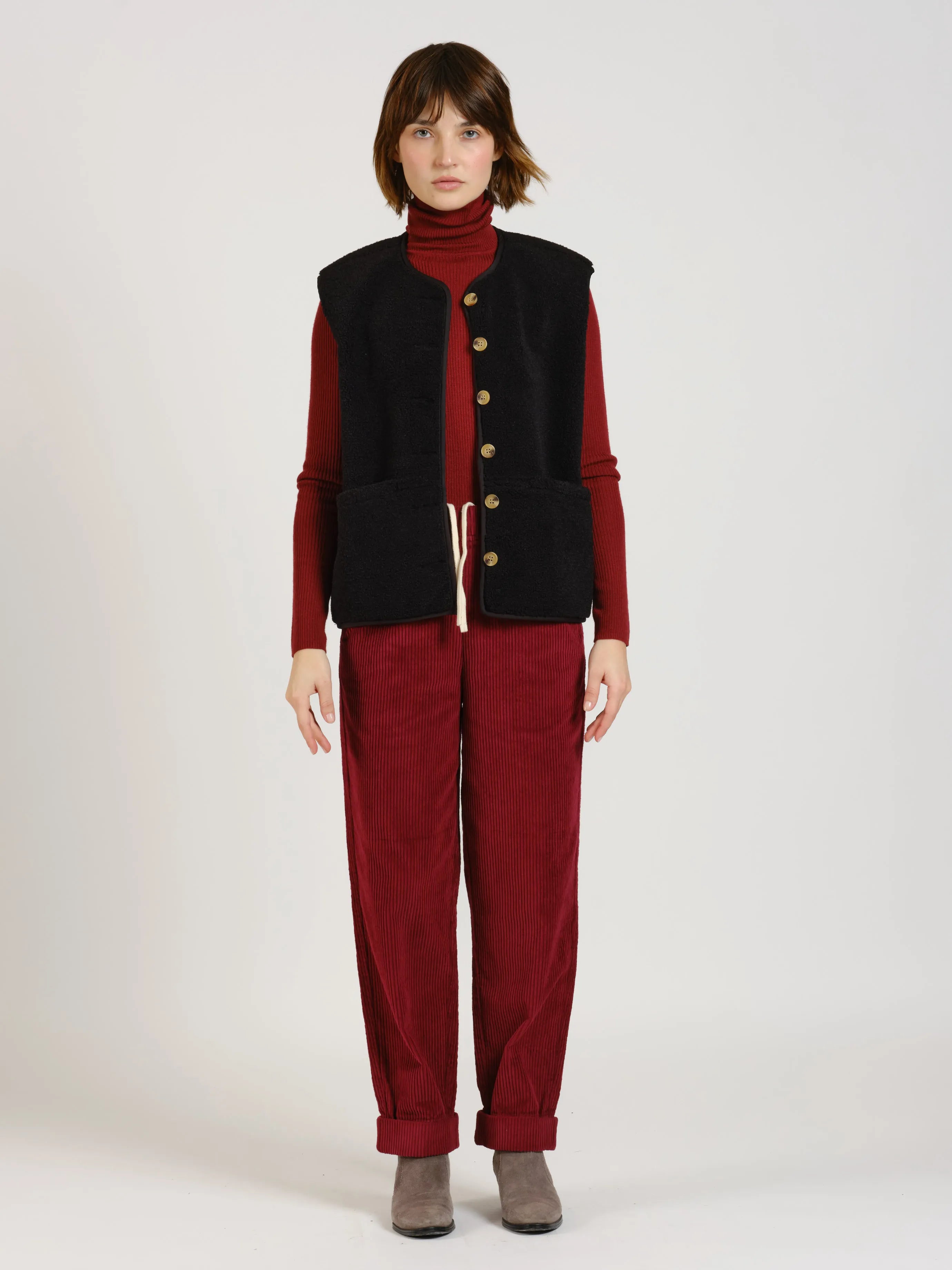 VITA Sleeveless Jacket