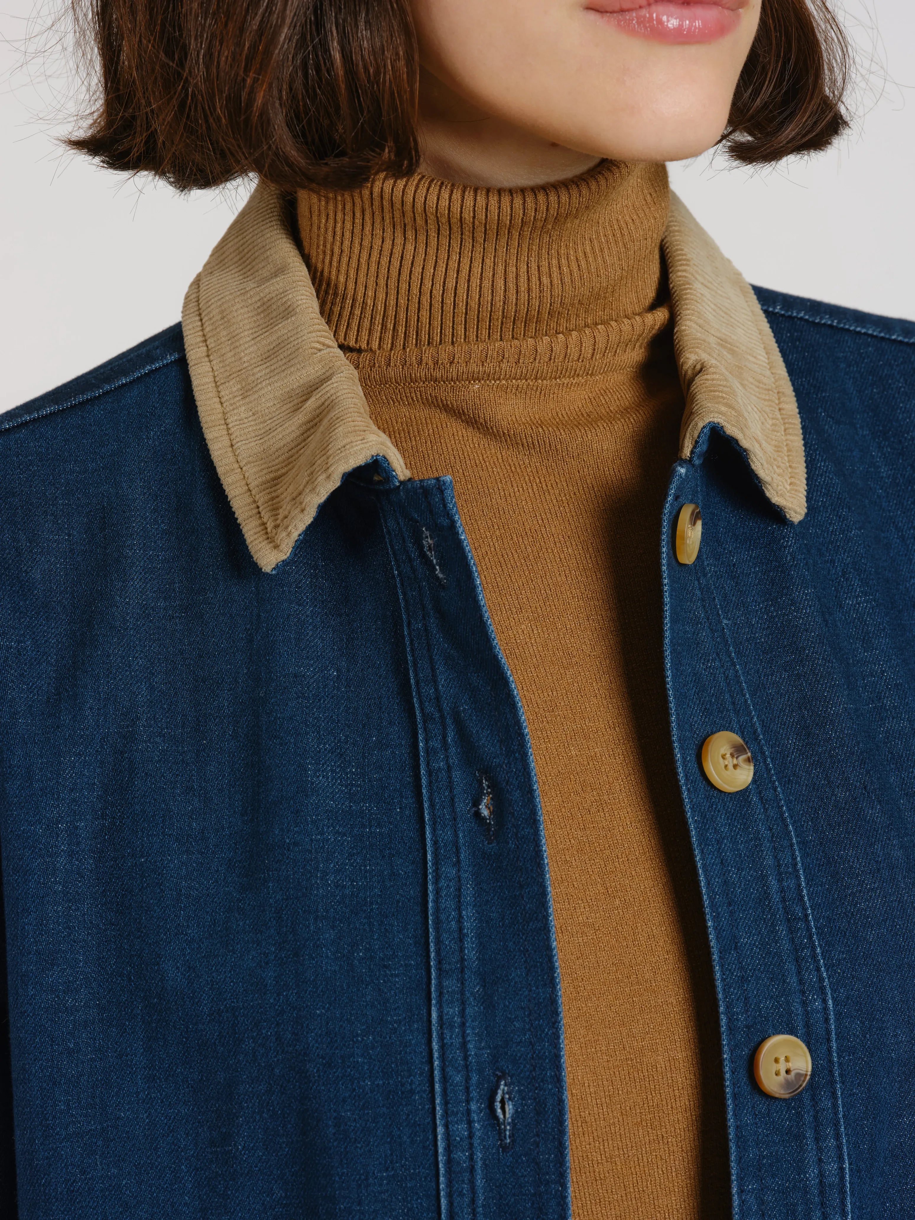 VIVIAN denim jacket with corduroy collar