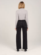 Jean court évasé IRES femme, BLACK, taille 25, porté par Priscilla (1m76) – photo 4