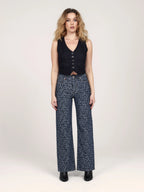 Jean évasé court FOREST JACQUARD femme, JACQUARD, taille XS, porté par Priscilla (1m76) – photo 3