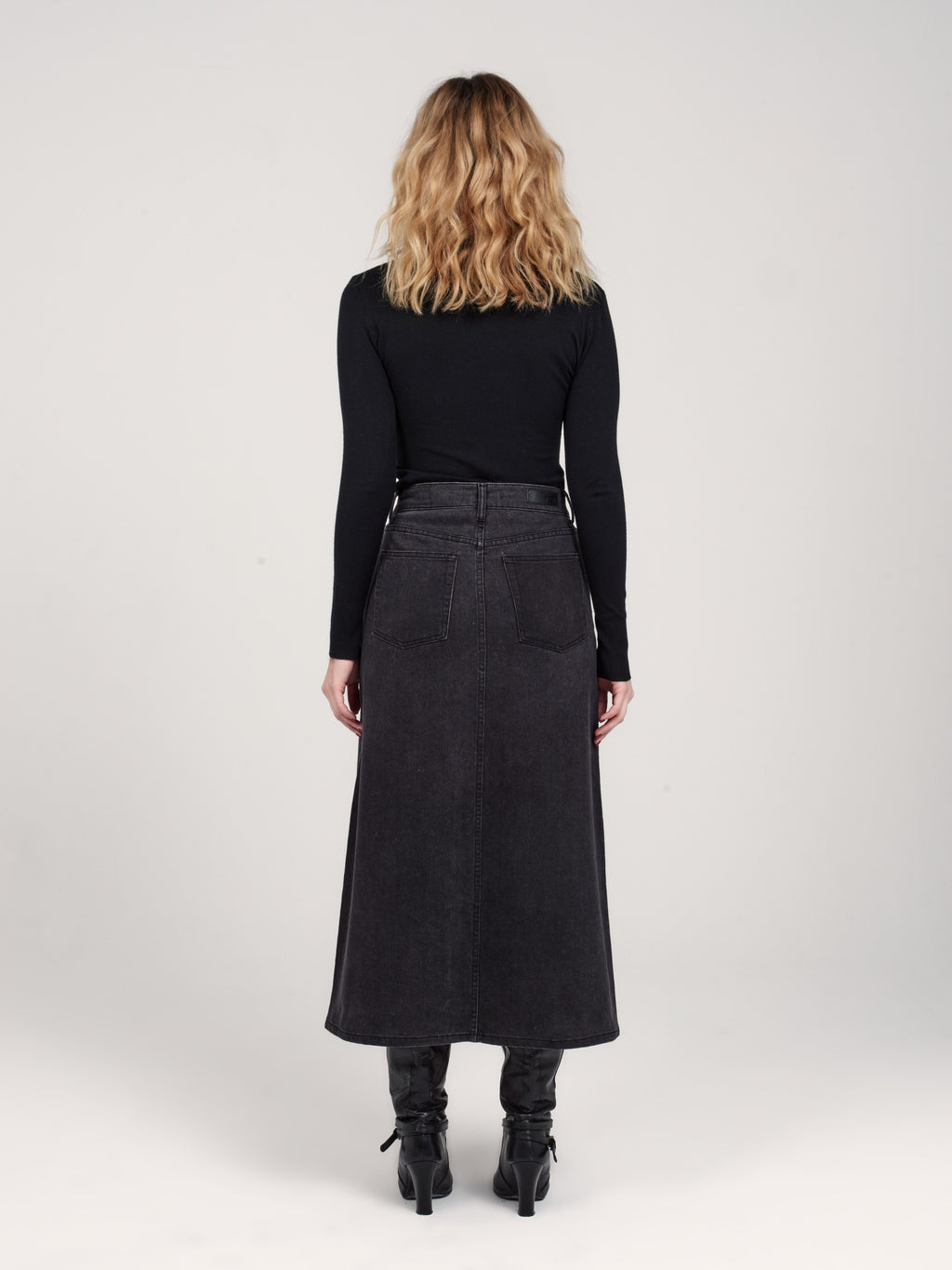 Jupe longue noire AMBER femme, BLACK, taille XS, porté par Priscilla (1m76) – photo 2