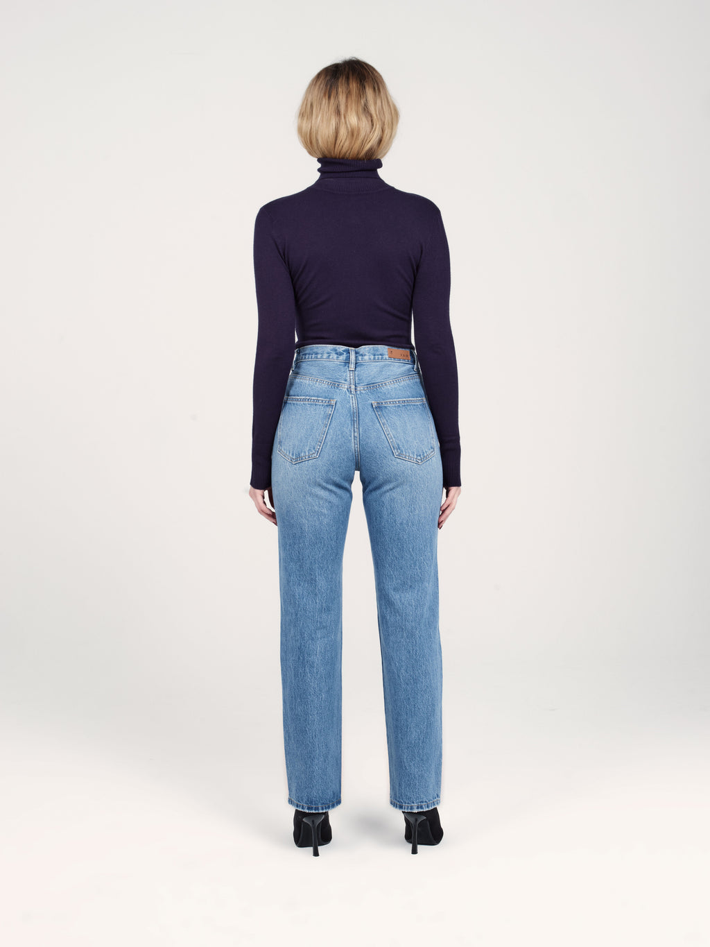 Jean boyfriend bleu MANON femme, BLUE, taille XS, porté par Priscilla (1m76) – photo 5