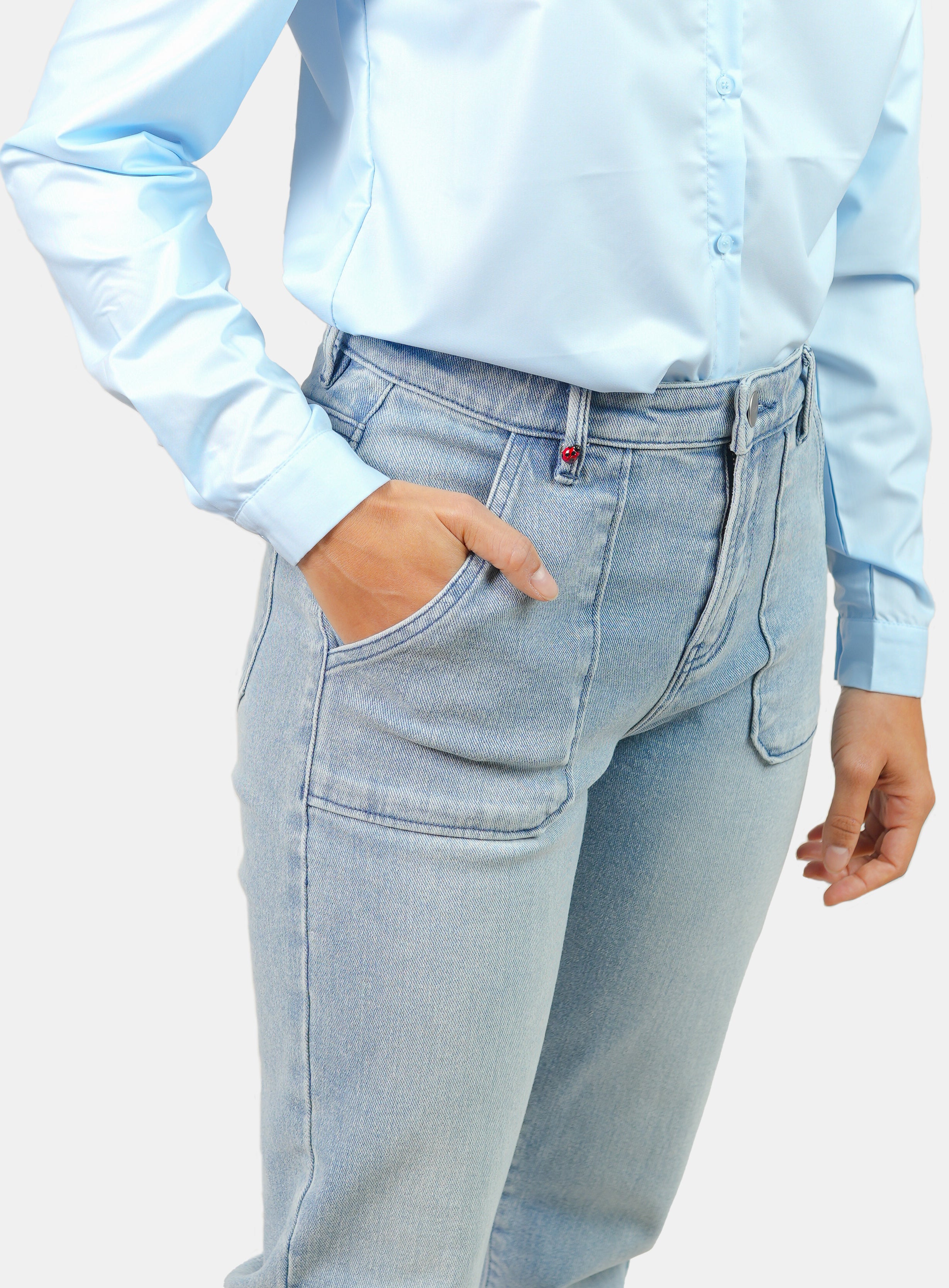 Jean mom confort bleu MARIE femme, LIGHT BLUE, taille XS, porté par Marie (1m71) – photo 5