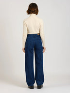 Jean évasé FOREST femme, NAVY, taille XS, porté par Sarah (1m72) – photo 4