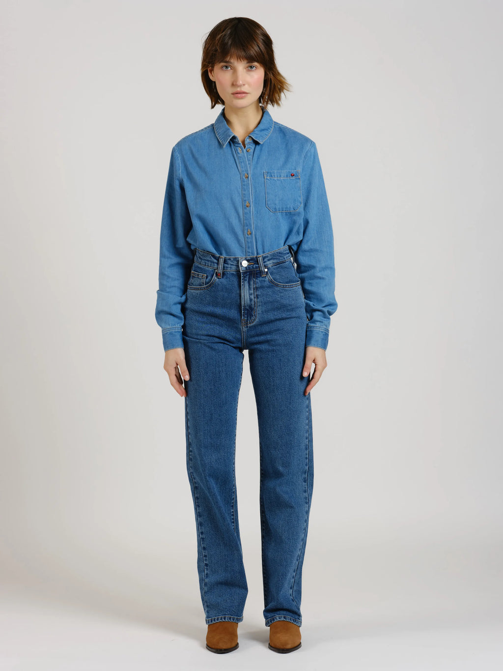 Jean straight stone POLA femme, STONE LONG, taille 25, porté par Sarah (1m72) – photo 2