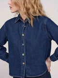 Chemise en jean stone SALOME femme, STONE, taille XS, porté par Priscilla (1m76) (FAM PARIS) – photo 1
