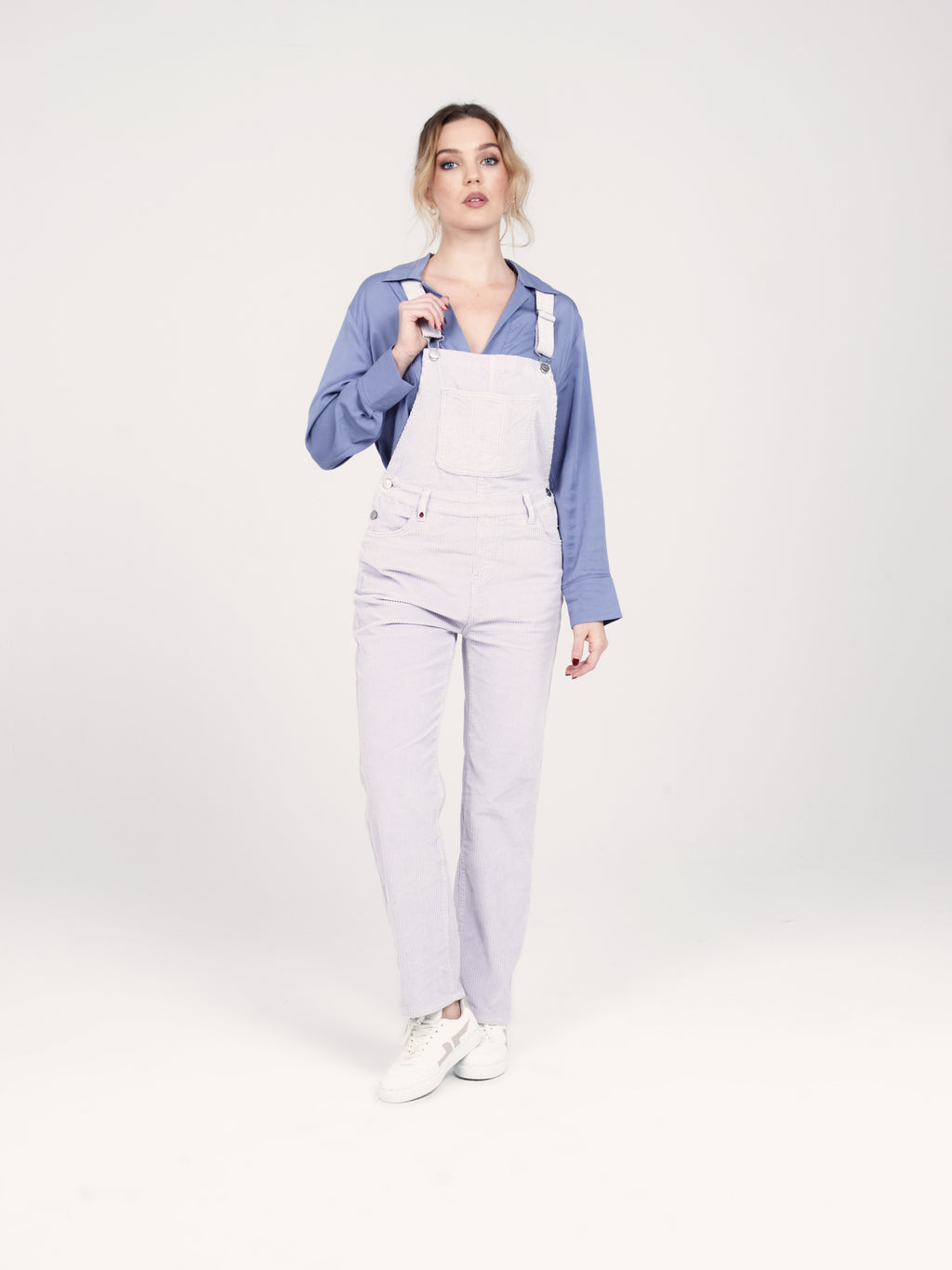 Salopette en velours DESIRE femme, FLAX GREY, taille XS, porté par Priscilla (1m76) – photo 2