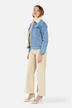 Veste en jean bleu VIVI SHERPA femme, BLUE, taille XS, porté par Lilou (1m75) – photo 3