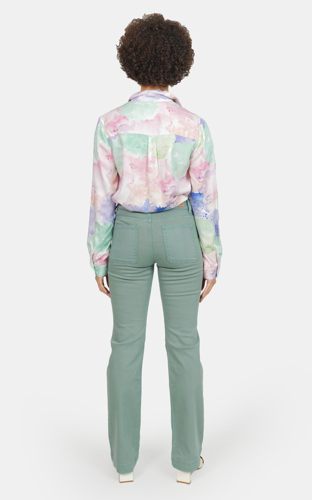 Jean bootcut sage BELLA femme, SAGE, taille 26, porté par Marie (1m71) – photo 4