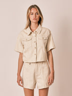 Chemise beige VILMA 100% coton femme, BEIGE, taille XS, porté par Zoé (1m76) – photo 2