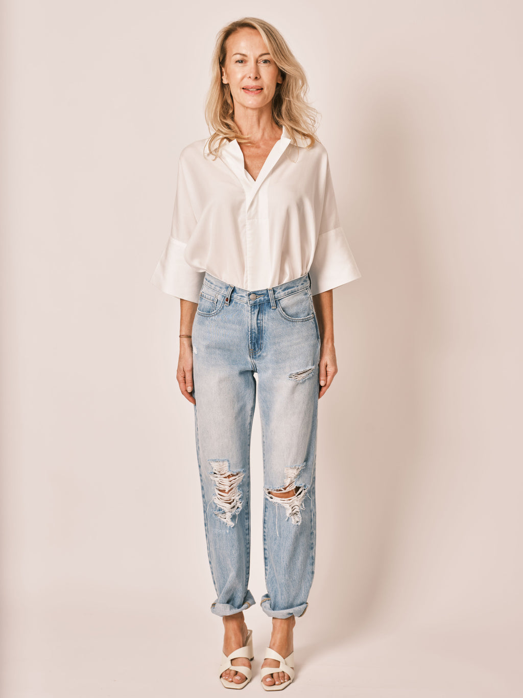 Jean boyfriend bleu clair MANON Scrapper femme, LIGHT BLUE, taille XS, porté par Jessica (1m75) – photo 2