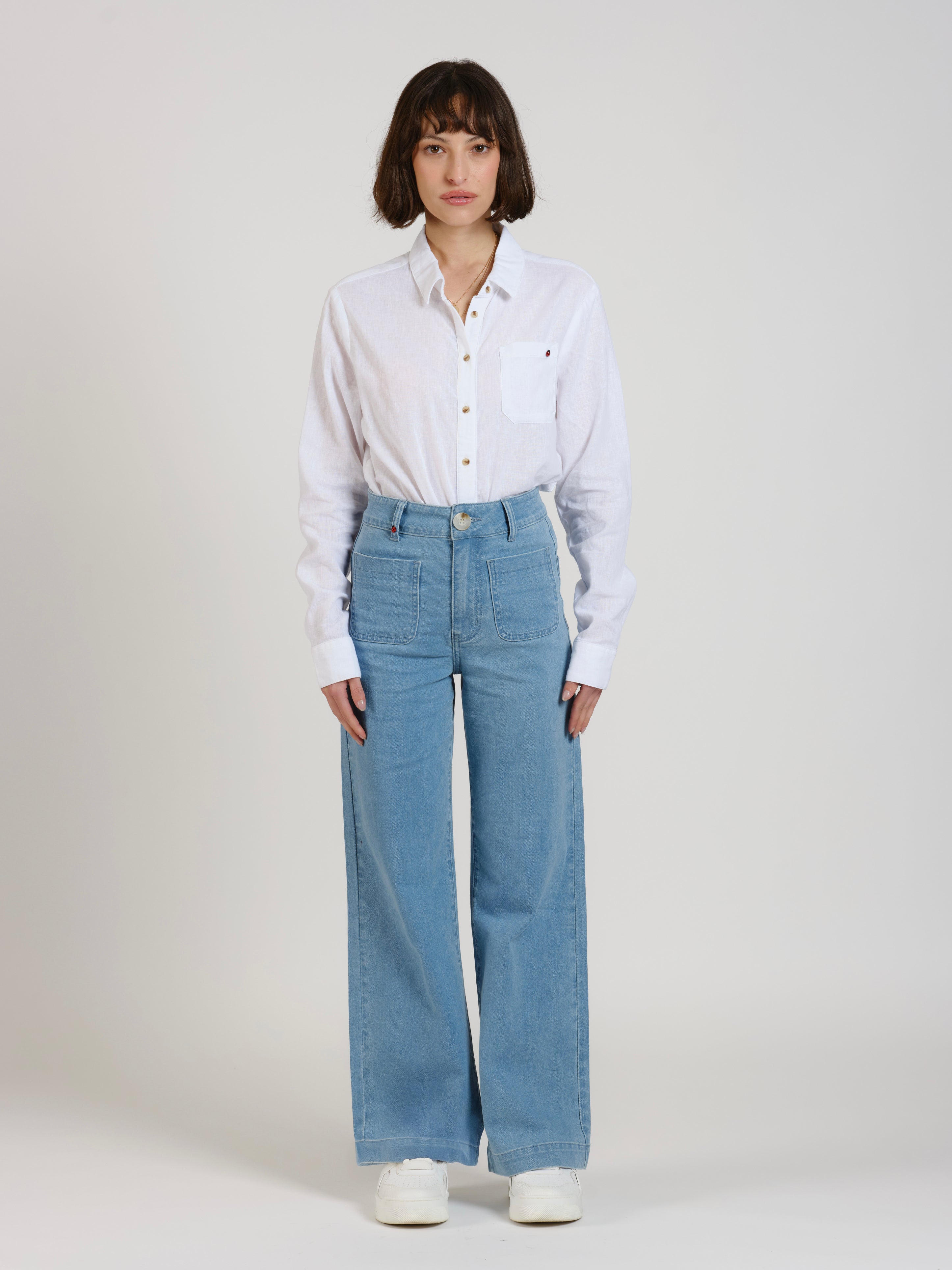 Jean évasé bleu FAUVE femme, BLUE, taille XXS, porté par Léa (1m70) – photo 4
