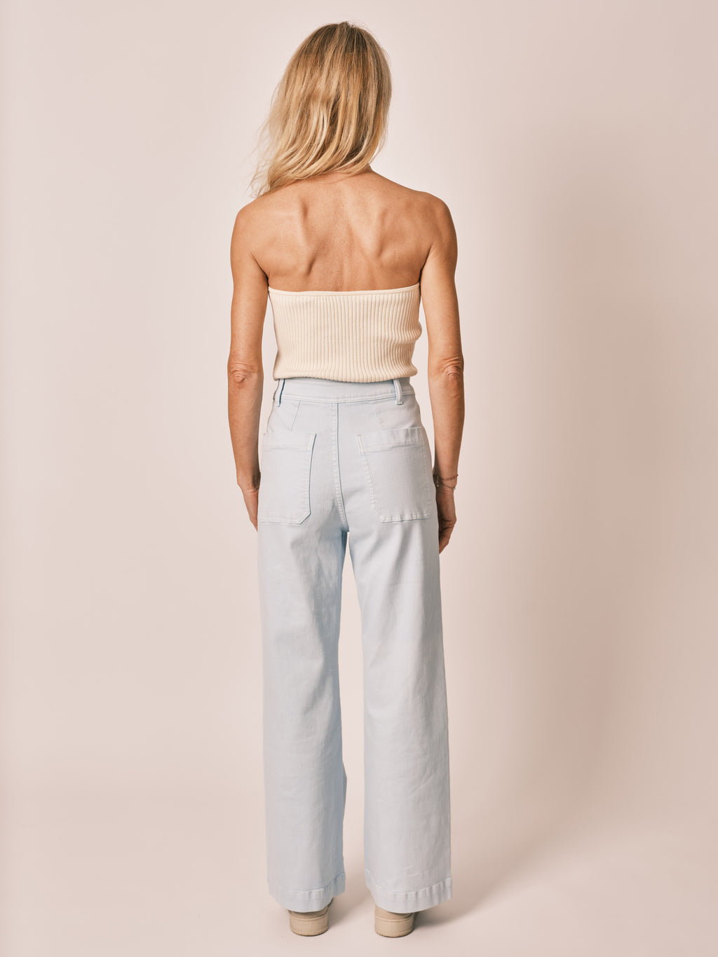 Jean évasé baby blue FAUVE femme, BABY BLUE, taille XS, porté par Jessica (1m75) – photo 4