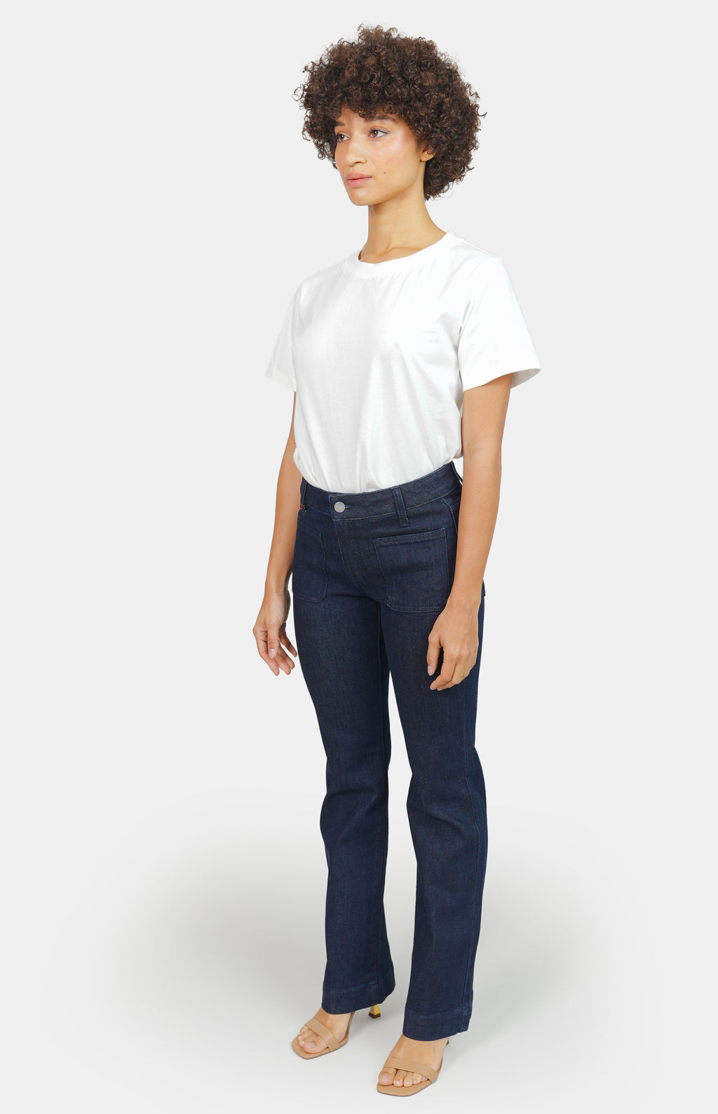 Jean bootcut indigo BELLA femme, INDIGO, taille 26, porté par Marie (1m71) – photo 2