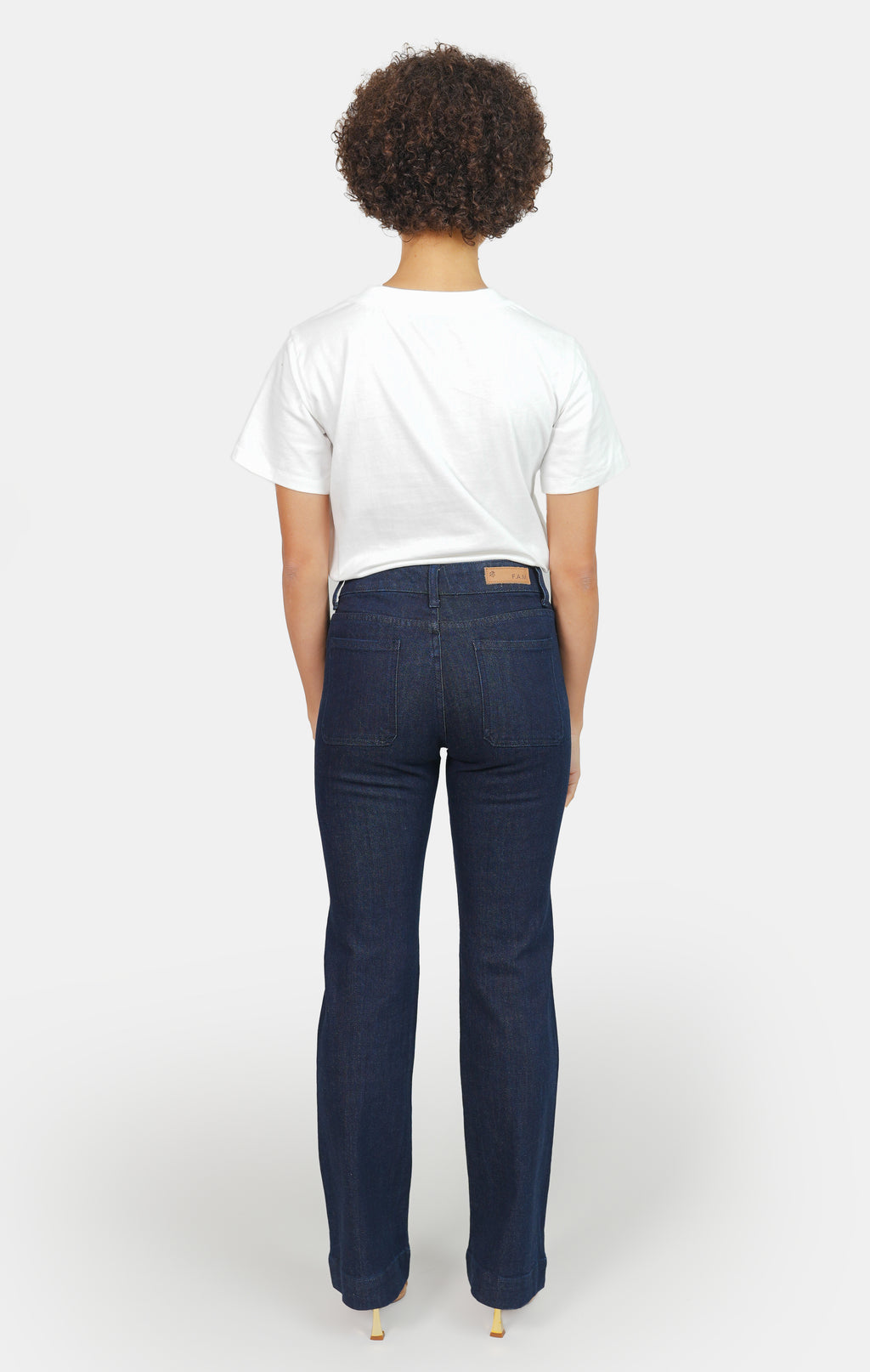 Jean bootcut indigo BELLA femme, INDIGO, taille 26, porté par Marie (1m71) – photo 3