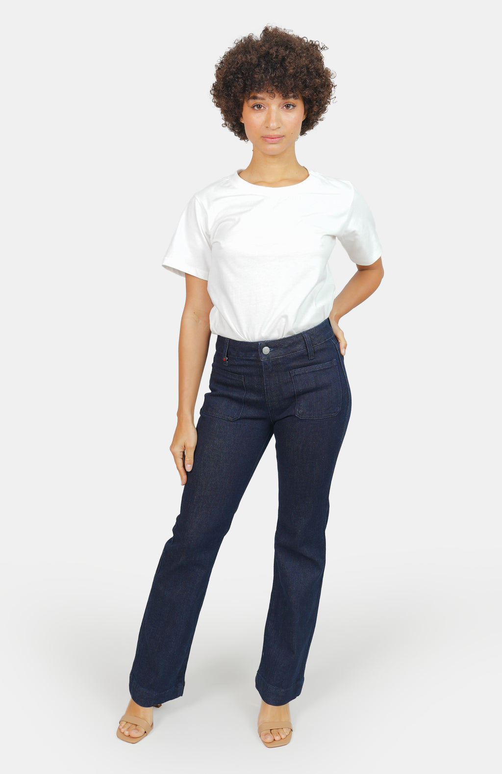 Jean bootcut indigo BELLA femme, INDIGO, taille 26, porté par Marie (1m71) – photo 4