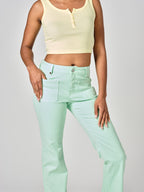 Jean bootcut vert BELLA femme, GREEN, taille 24, porté par Shazney (1m75) – photo 4