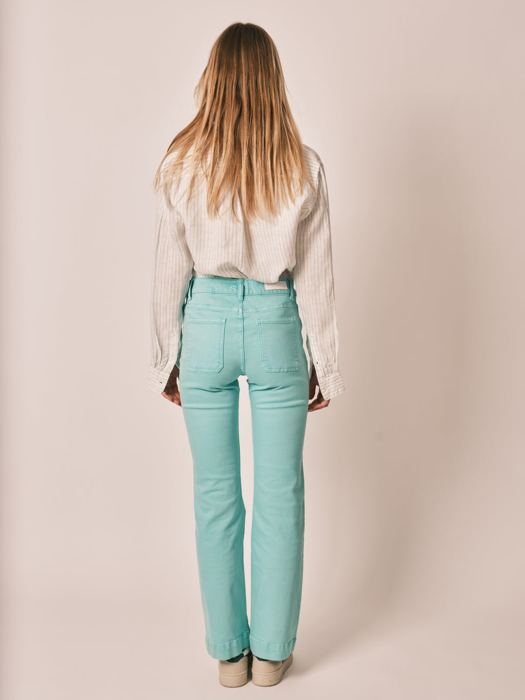 Jean bootcut mint BELLA femme, MINT, taille 25, porté par Zoé (1m76) – photo 4