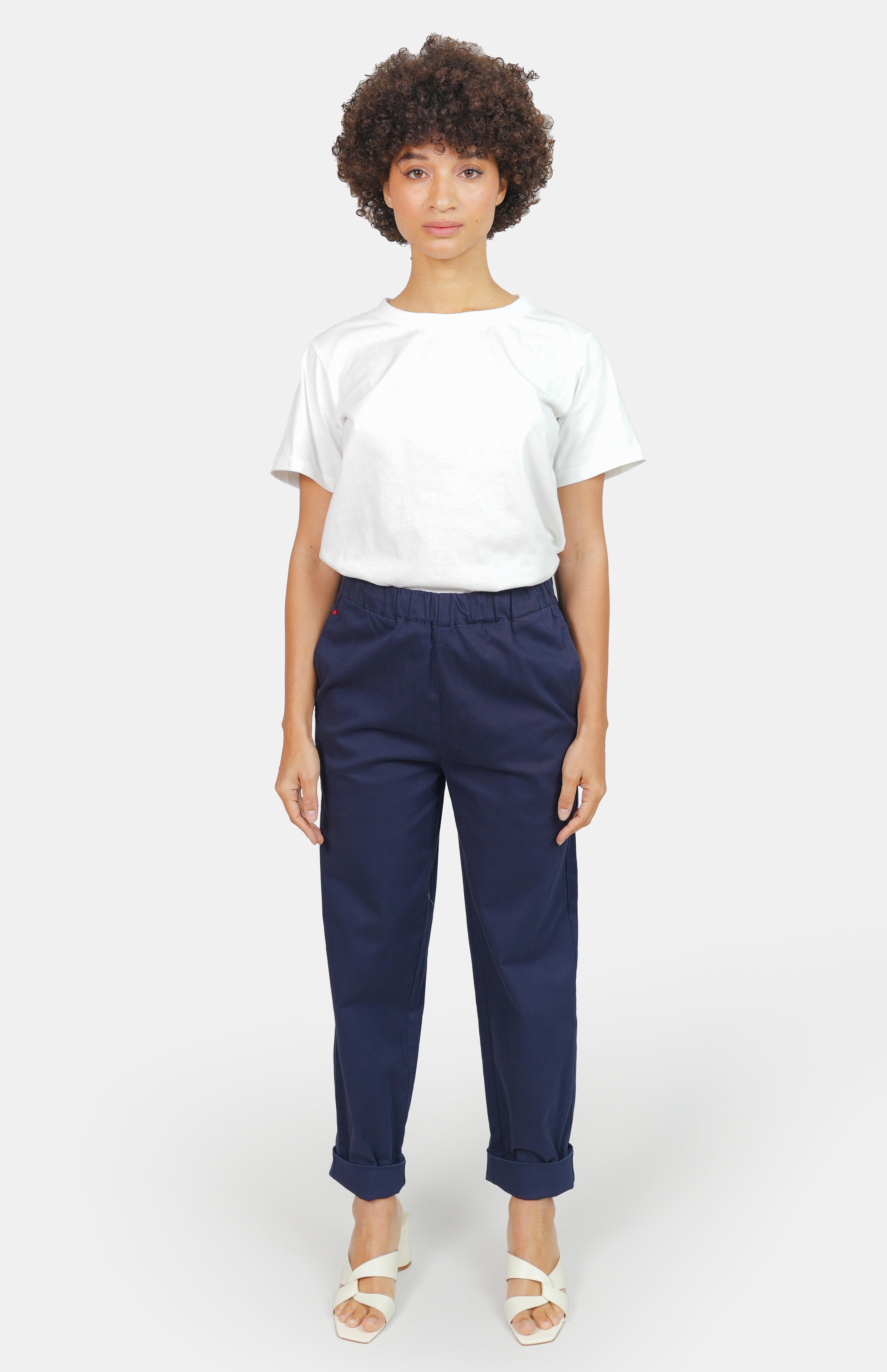 Mom confort bleu marine FRANCE femme, NAVY, taille XS, porté par Marie (1m71) – photo 2