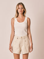 Short ample AYEL en coton femme, BEIGE, taille XS, porté par Zoé (1m76) – photo 2