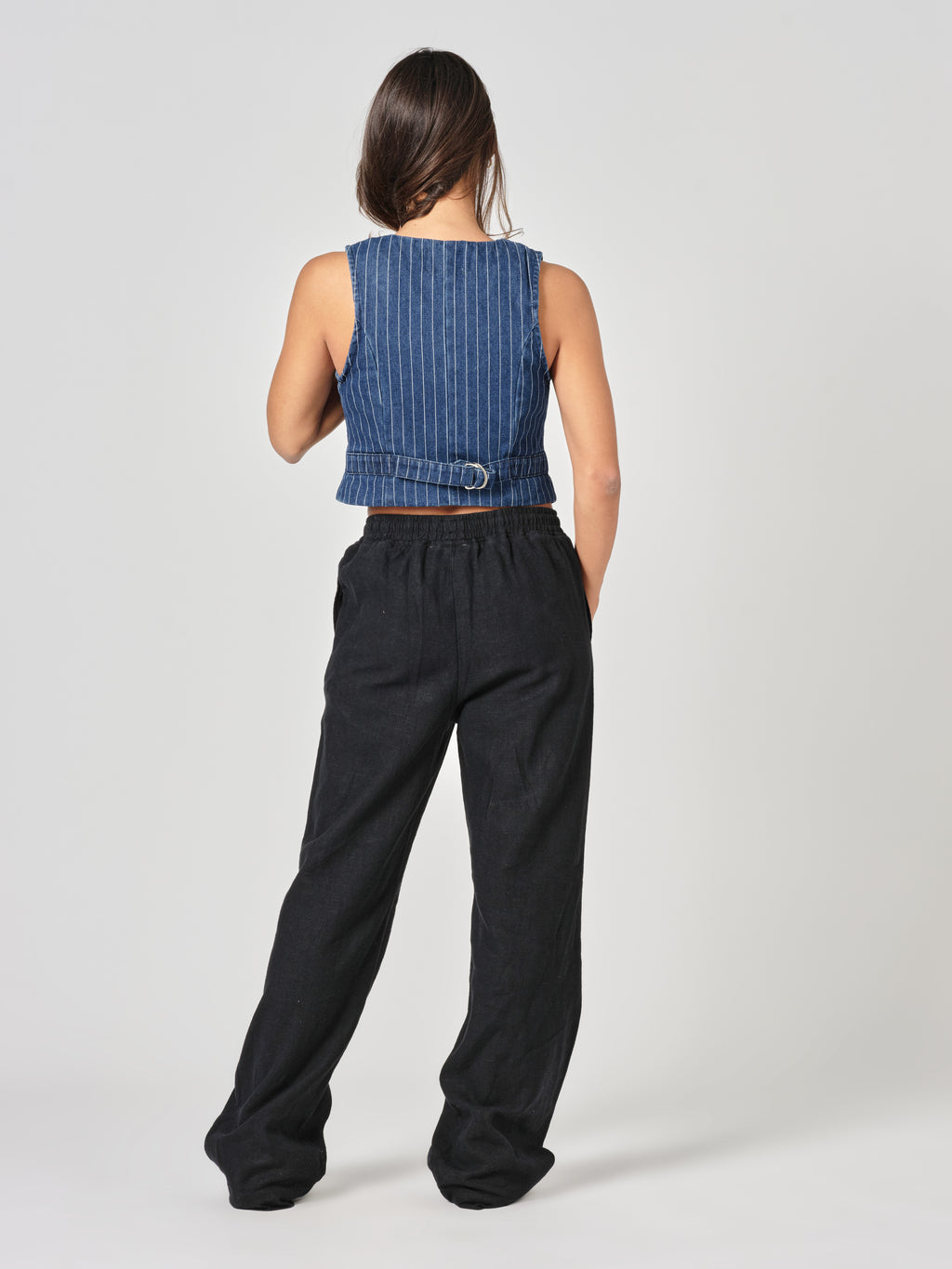 Pantalon évasé black FRANCINE femme, BLACK, taille XS, porté par Valentine (1m70) – photo 4