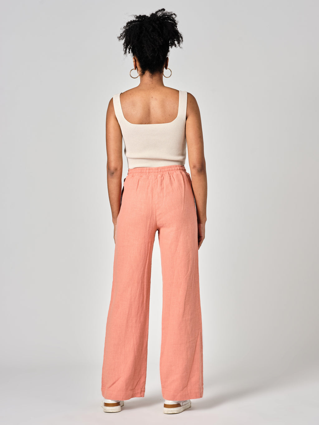 Pantalon évasé Safran FRANCINE femme, SAFRAN, taille XS, porté par Shazney (1m75) – photo 4