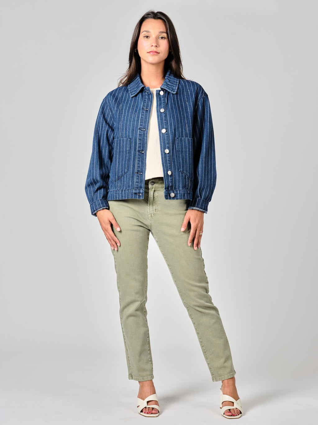 Veste oversize en jean VICKY STRIPE femme, STRIPE, taille XS, porté par Valentine (1m70) (F.A.M. JEANS) – photo 1