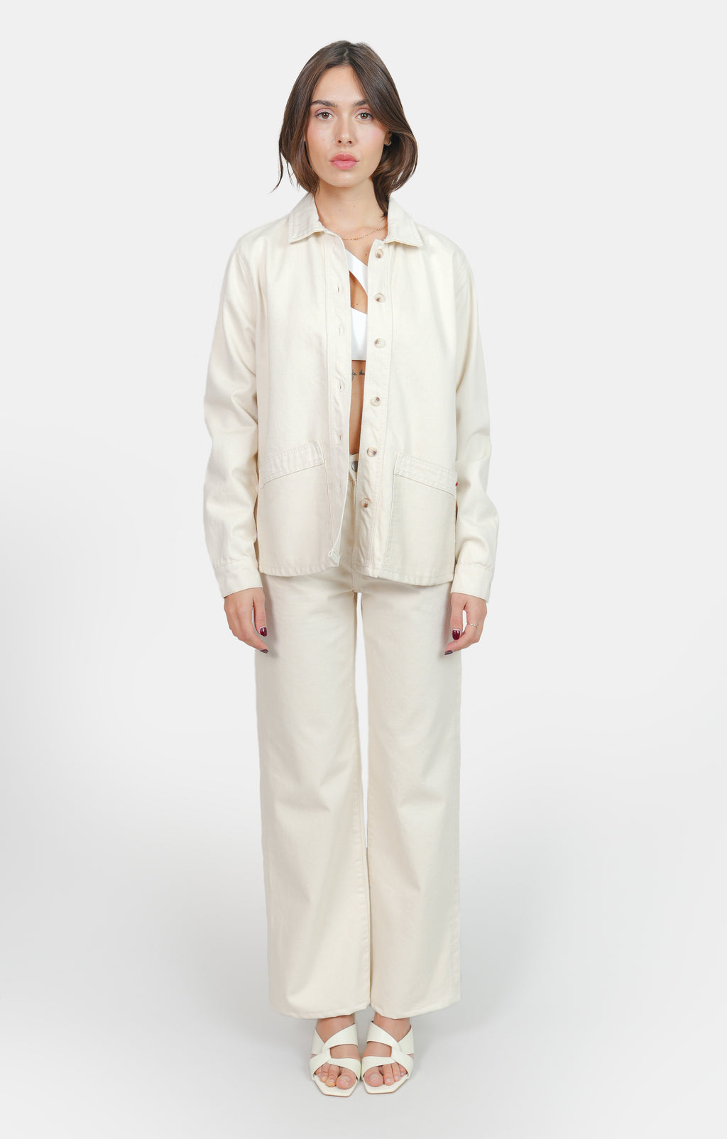 Veste légère écru en jean VIVIAN femme, GREIGE, taille XS, porté par Claire (1m76) – photo 3