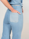 Jean évasé bicolore bleu FAUVE femme, BLUE, taille XS, porté par Mélissa (1m70) – photo 5