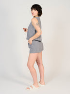 Short à pinces marine AMELIA STRIPE femme, STRIPE NAVY, taille XS, porté par Sarah (1m72) – photo 2