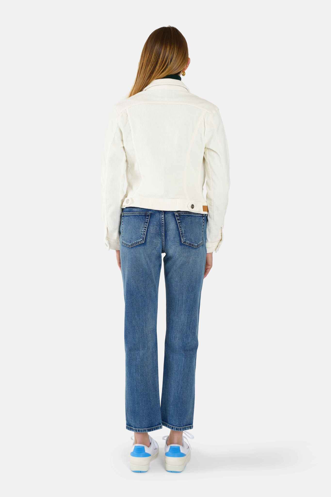 Jean mom stone PATRICIA femme, STONE, taille 26, porté par Lilou (1m75) – photo 2